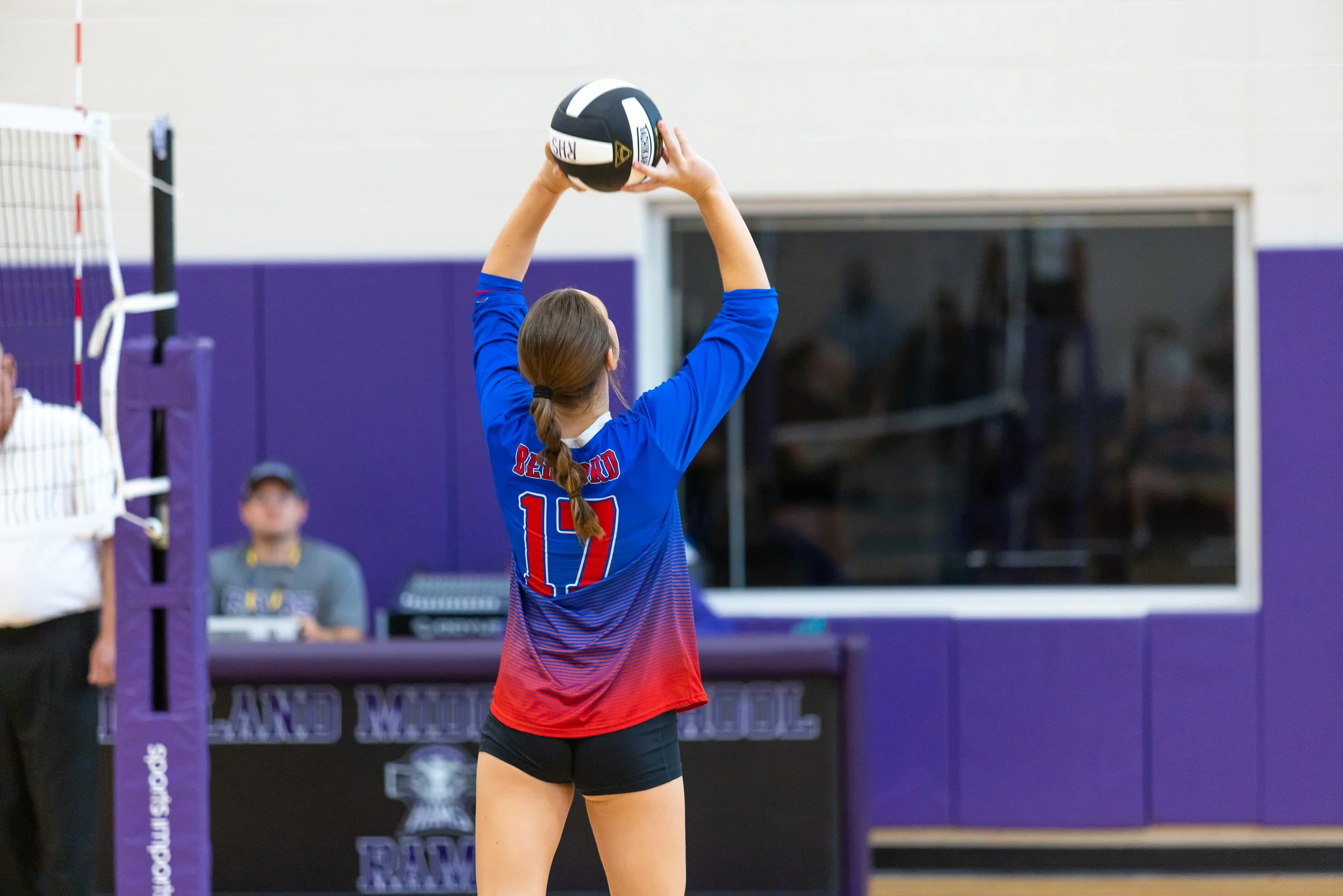 20260926-00040-TSL.jpg