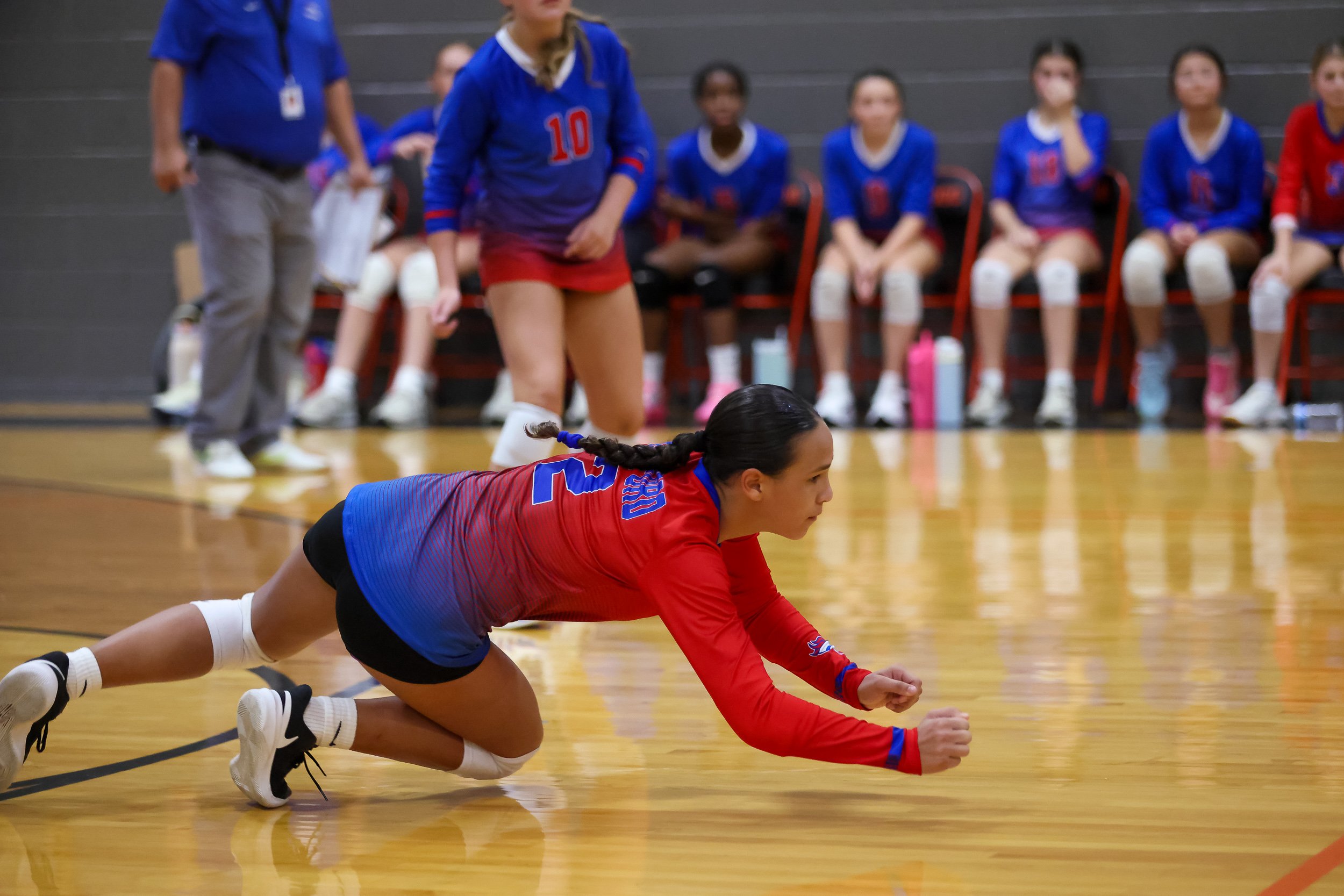 20260909-00010-TSL.jpg