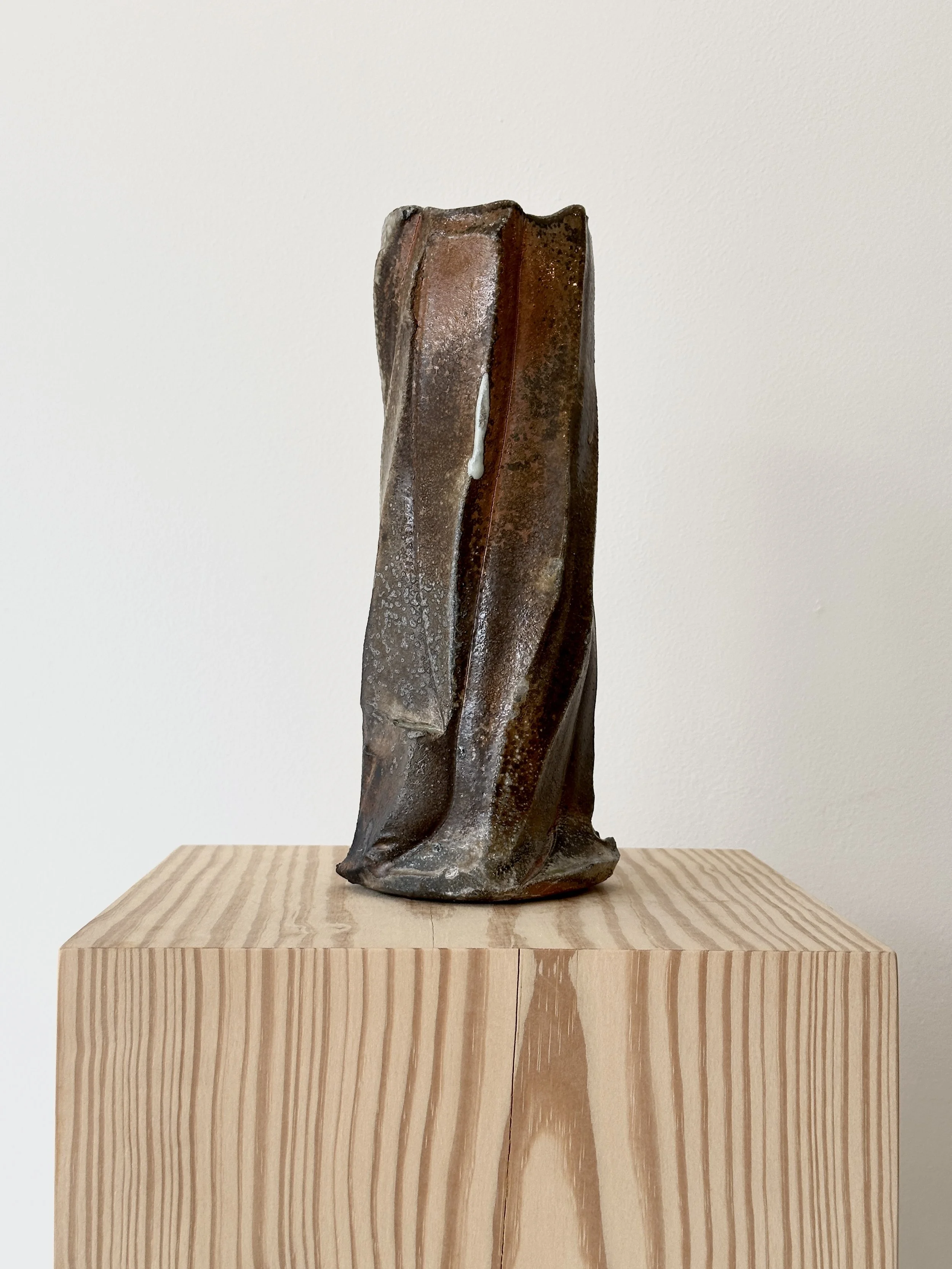 twist-vase-i-01.jpg
