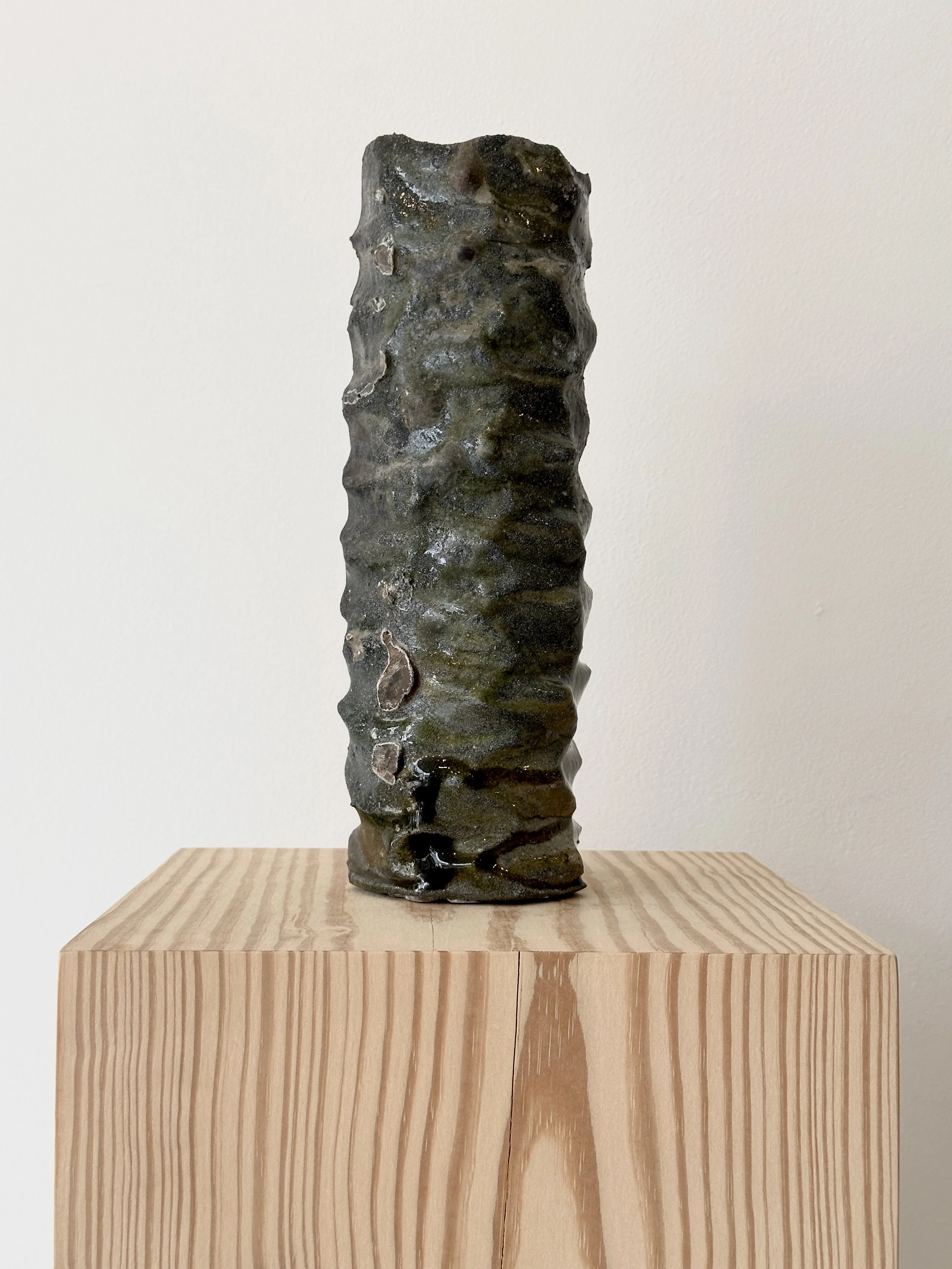 ripple-vase-01.jpg