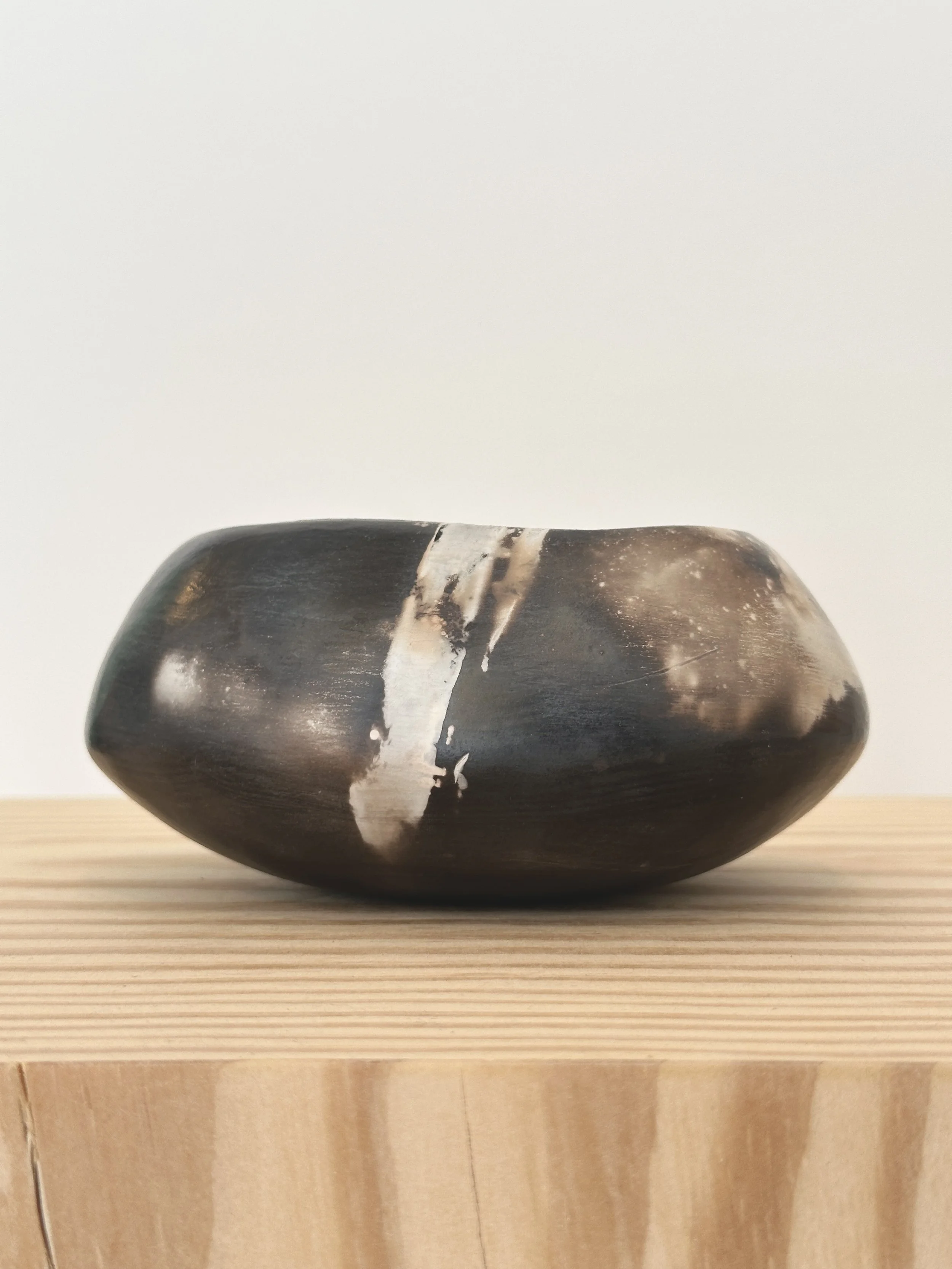 Pebble Pots (L)