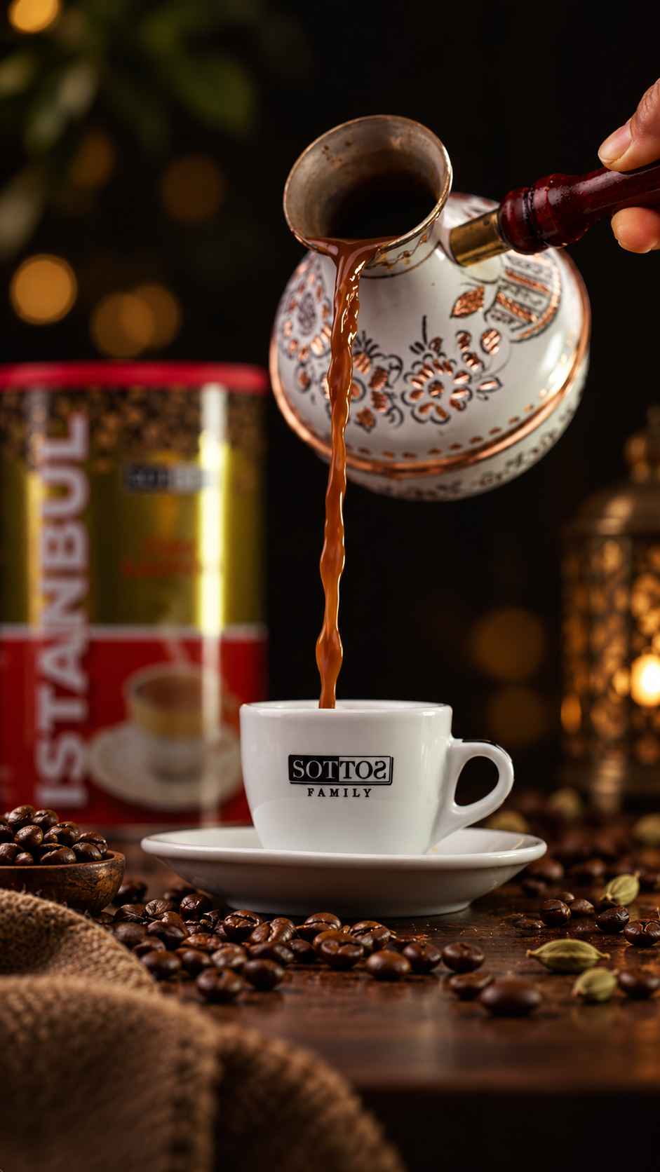 Türkischer Kaffee aus der Cezve