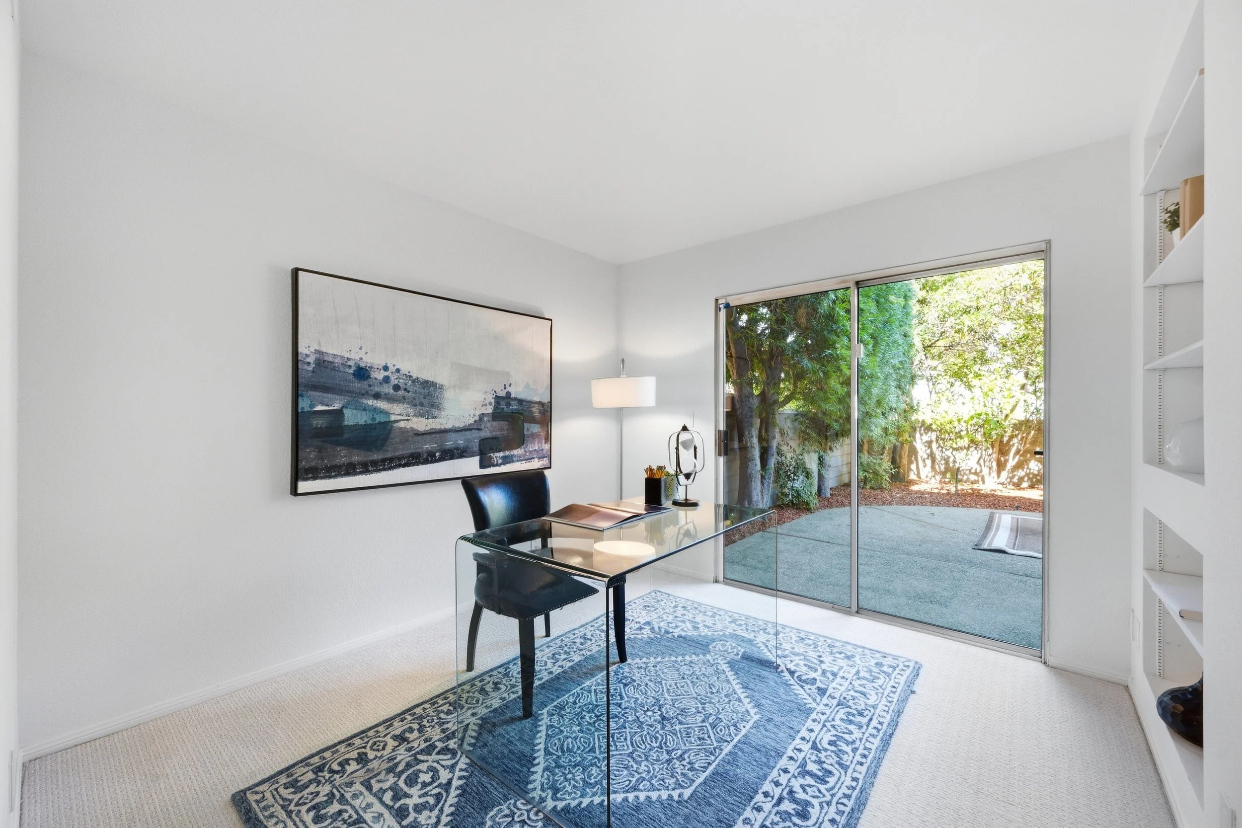 6 706Newport_Office.jpg