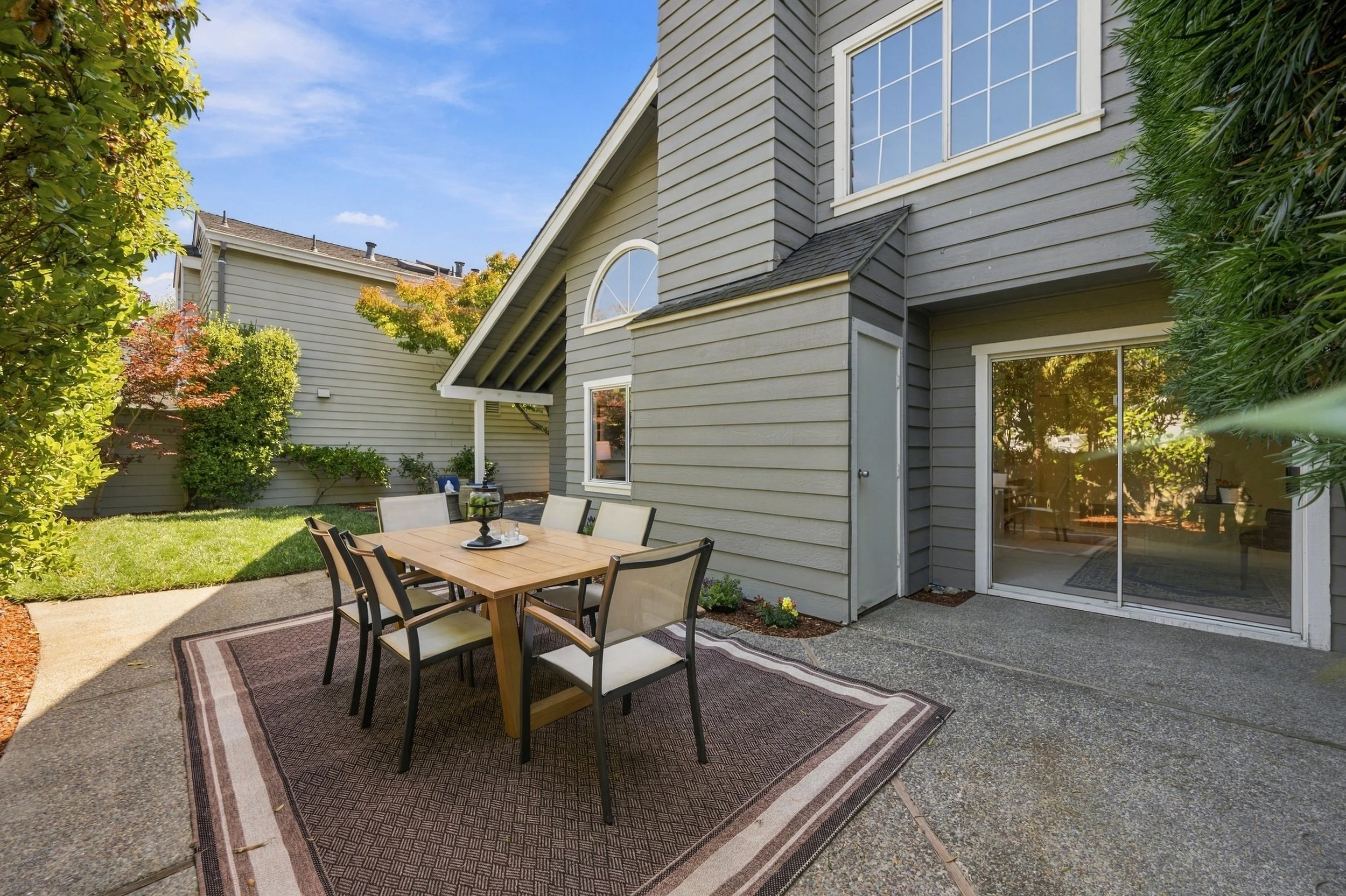 7 706Newport_Exterior_Back.jpg