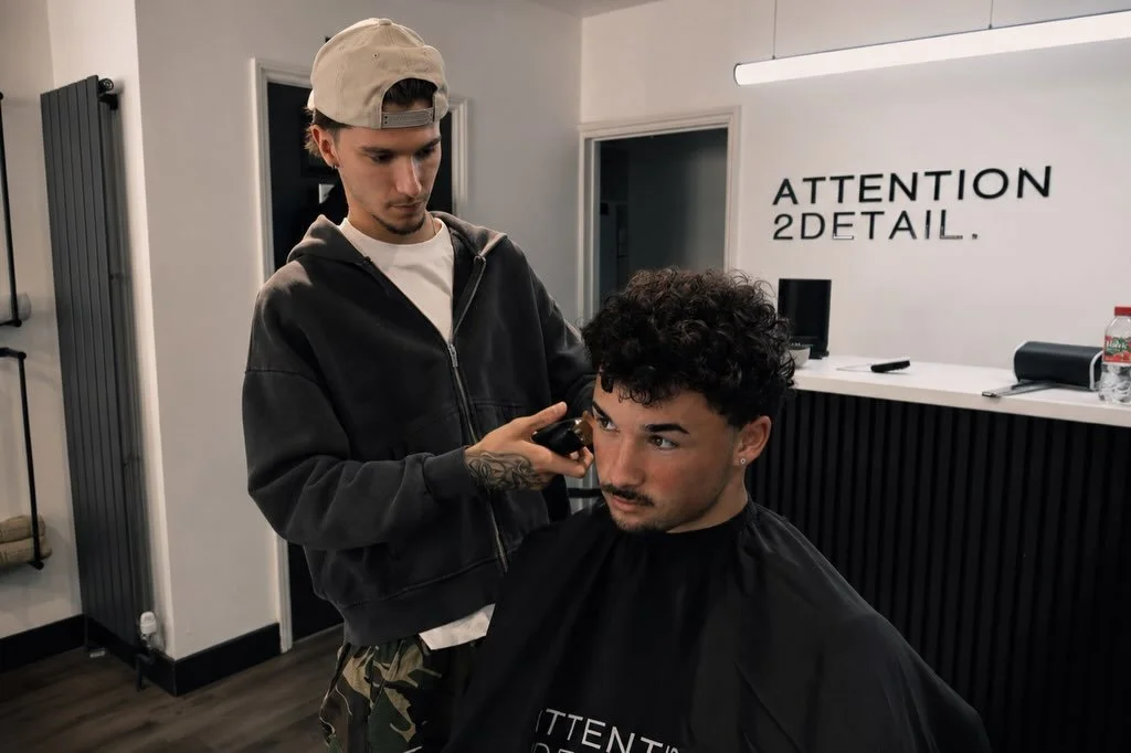 Some scenes from Saturday at A2D 📸✂️ 

Book through our page for your next haircut 🗓️

#cambridge #cambridgebarber #barbershop #hairstyles #menshaircuts