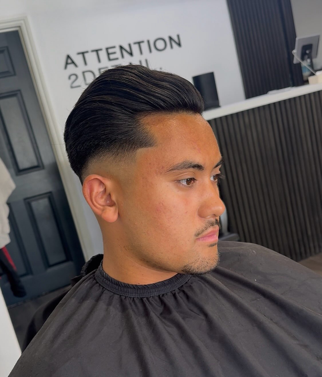 Some A2D ( Attention 2 Detail) on this cut - keeping the weight up top and the fade smooth through the sides. 

#barbershop #cambridge #cambridgebarber #barberlife #haircut