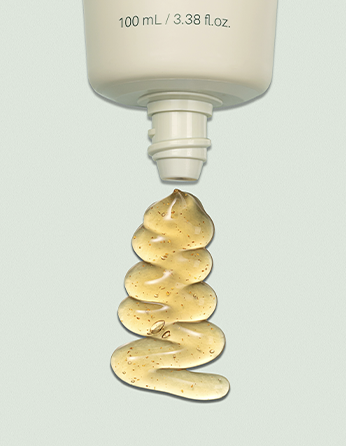 Golden Riman Calming Balance Gel being dispensed from a skincare tube