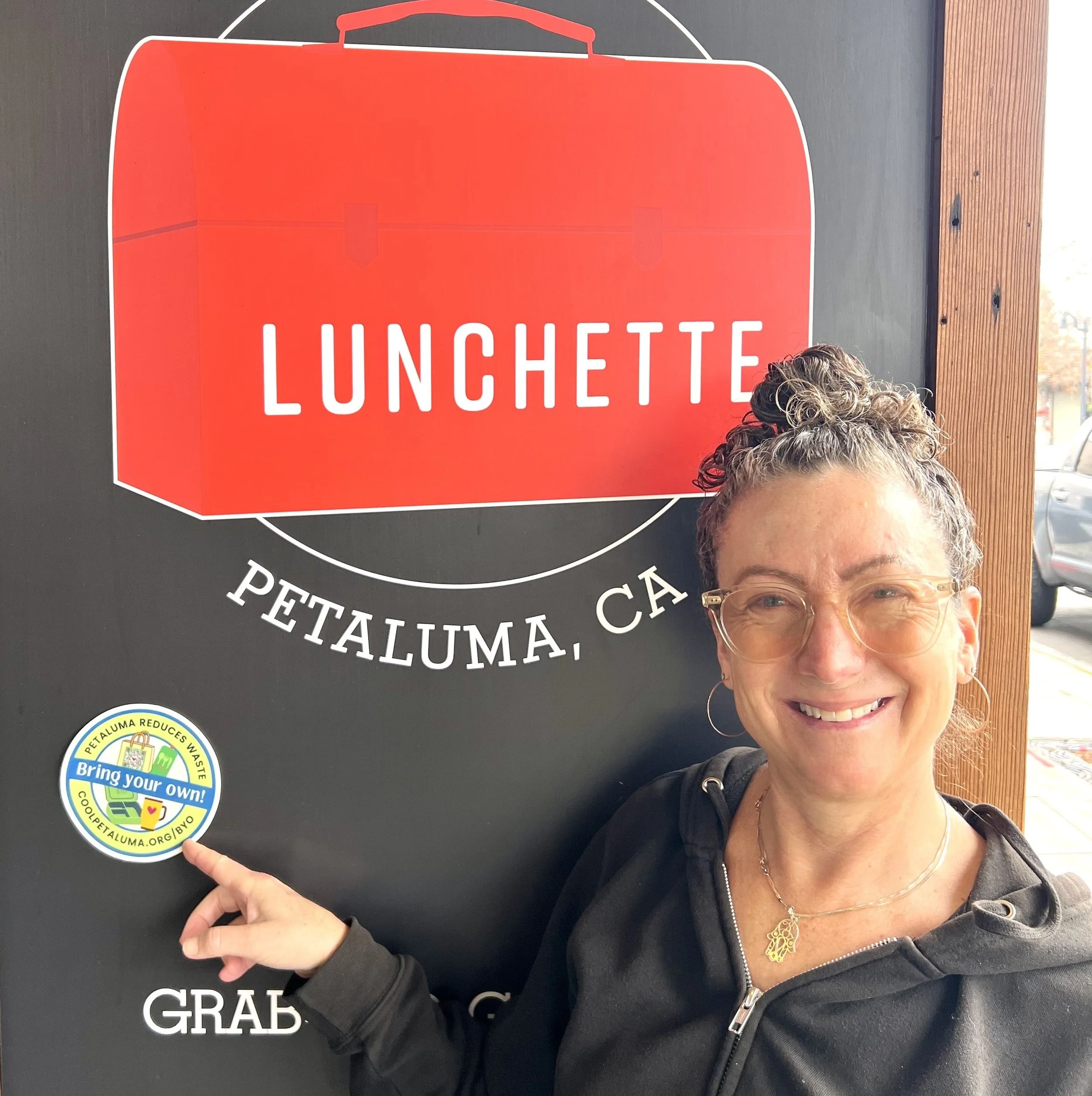 Lunchette - 25 4th Street