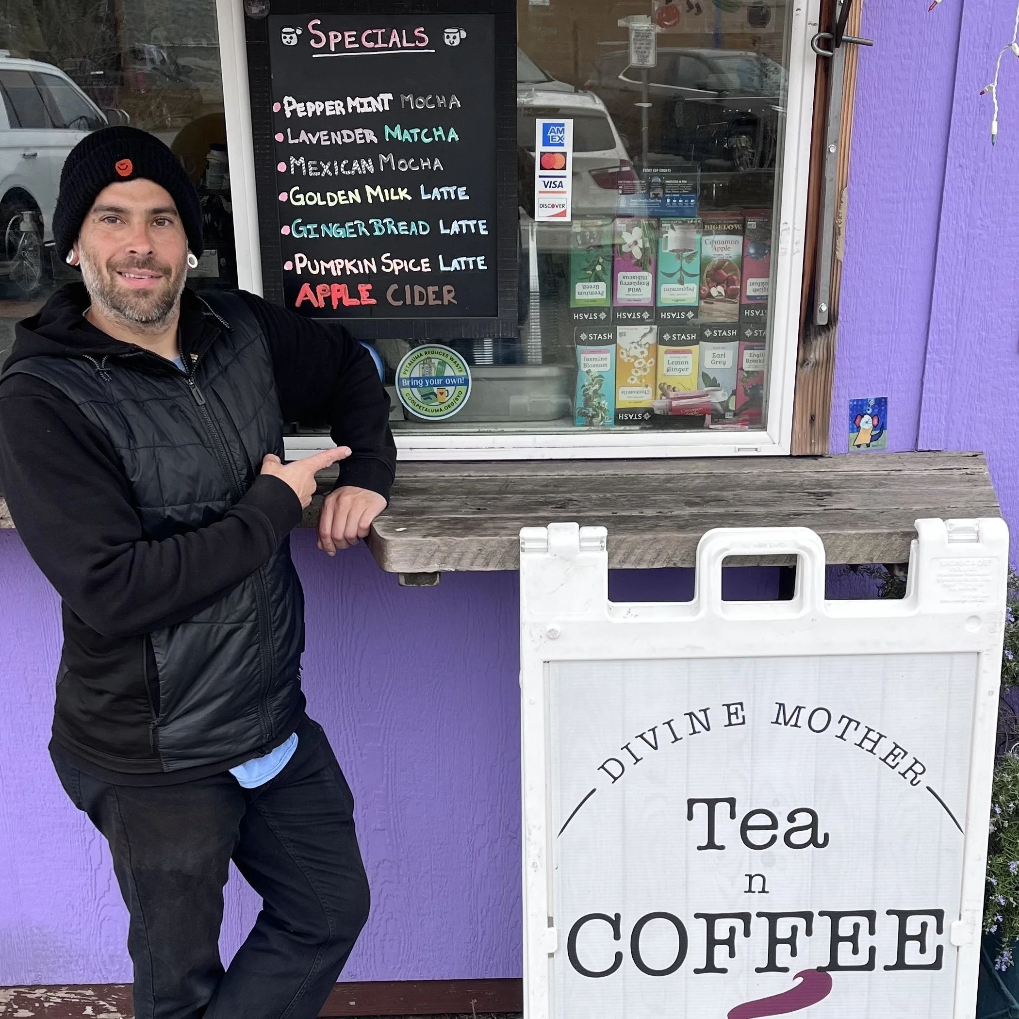Divine Mother Tea n Coffee - 40 4th St (Mail Depot)