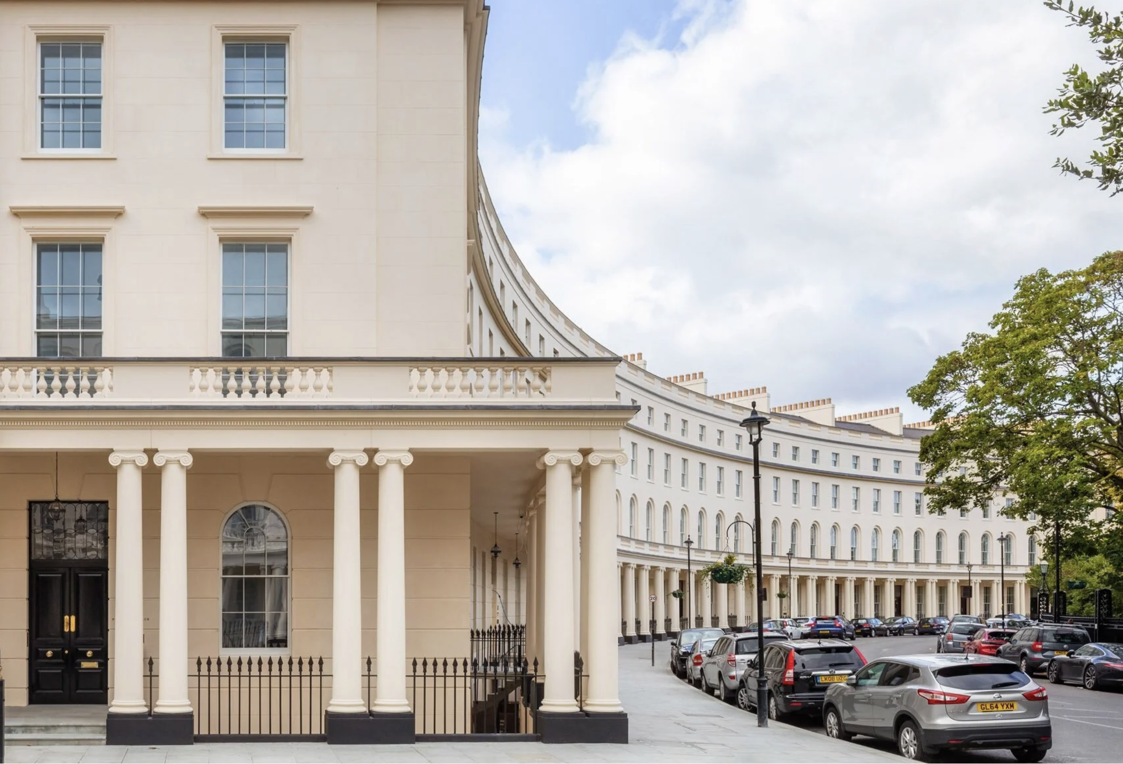 Regent's Crescent / London
