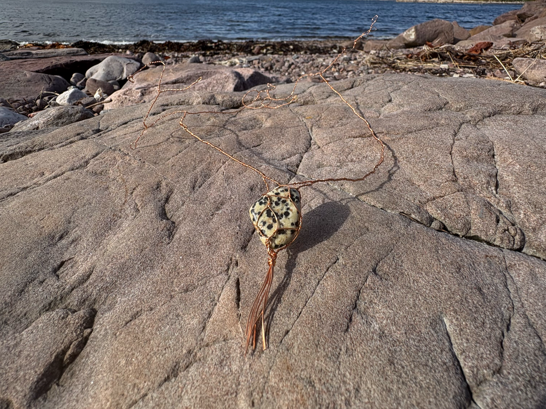 Grow.

Dalmatian Jasper, copper wire.

£77