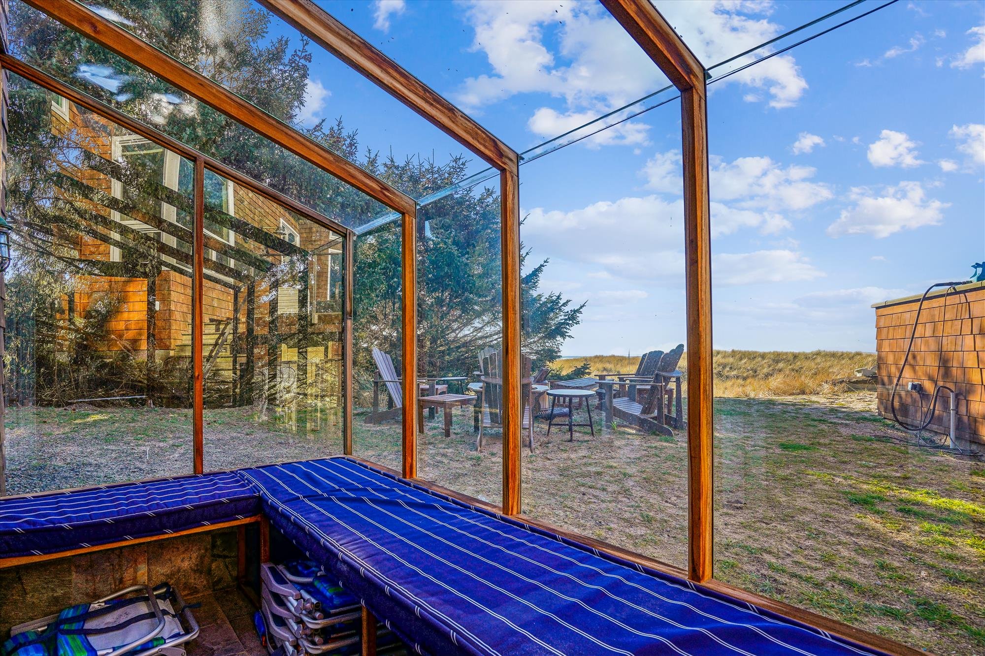 cottage-enclosed patio-_dsc7974.jpg