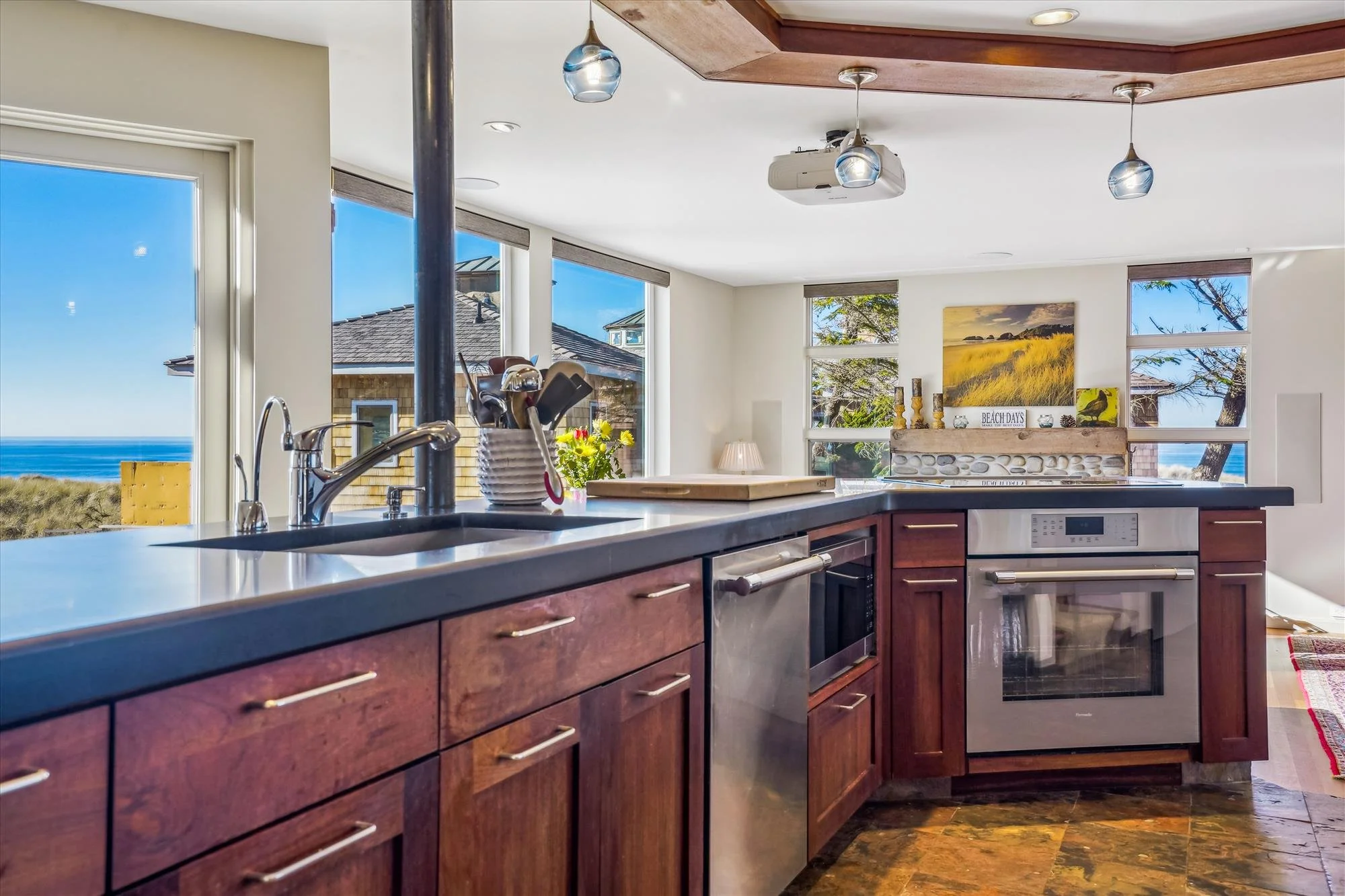 main level-kitchen-_dsc7479.jpg