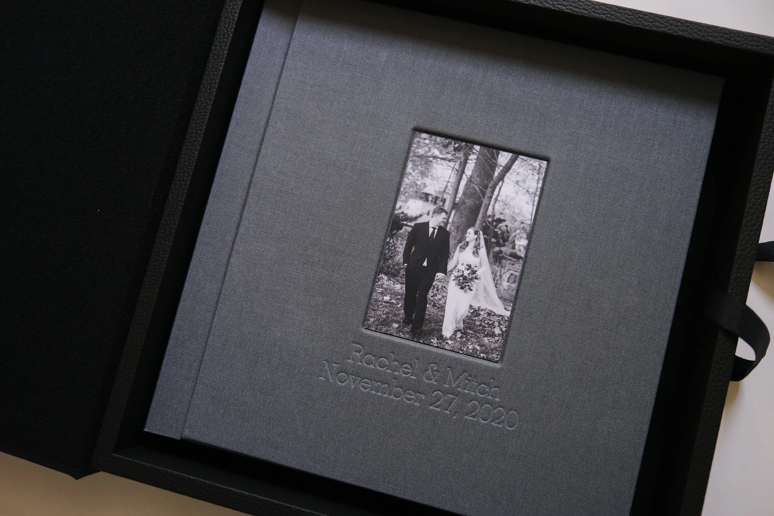 001CouplesLinenAlbum_Rachel+Mitch-0465.jpg