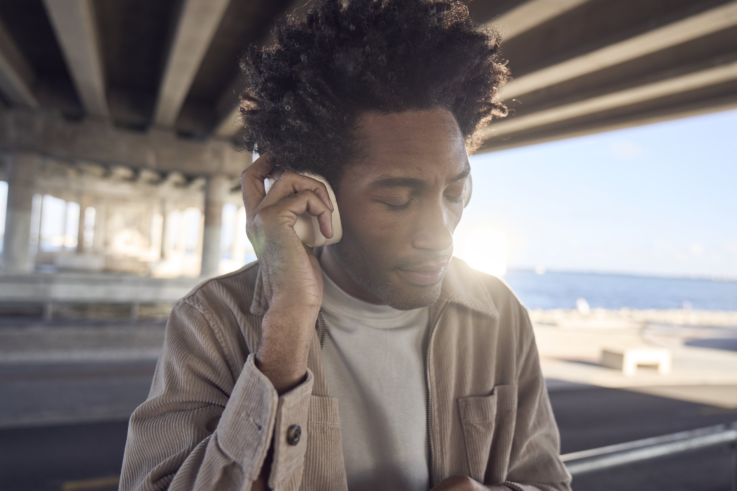 21_NewPort_Bridge_Vibing_0129.jpg