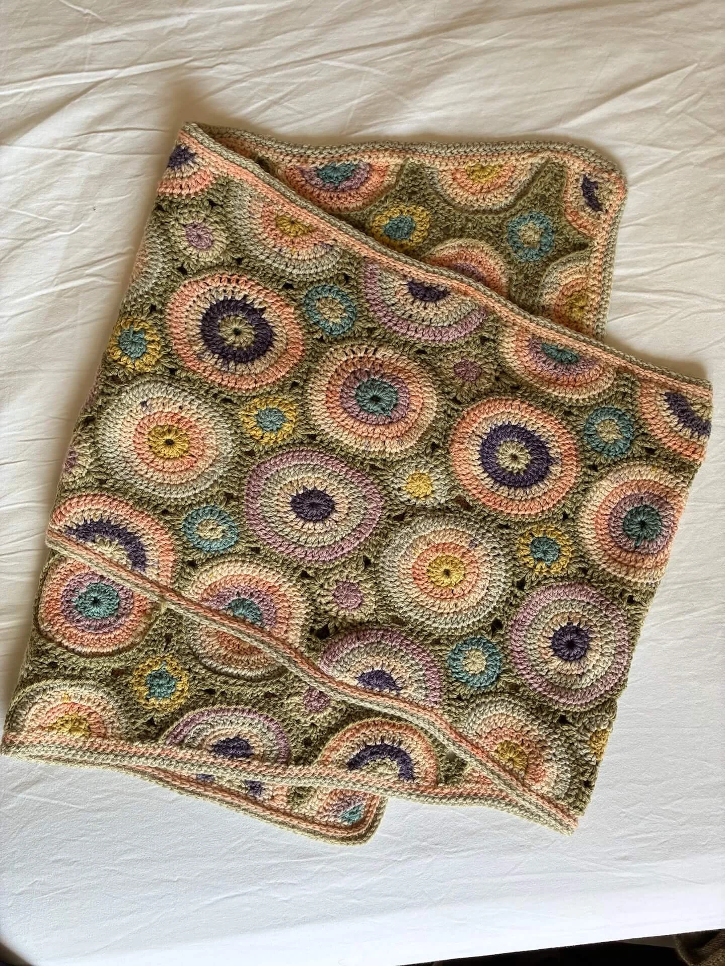 Crochet shawl kit in natural earthy tones