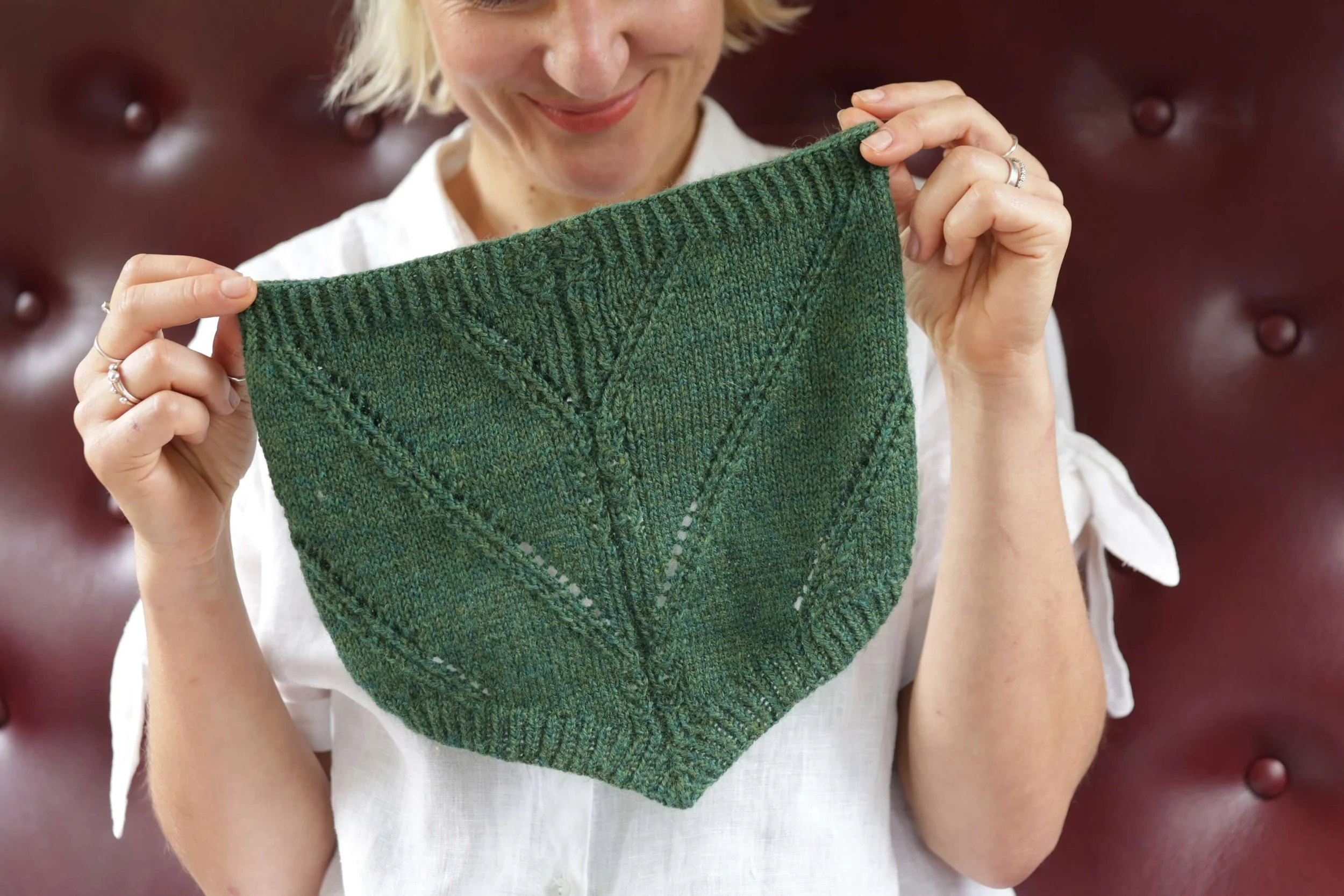 Brunel cowl hand knitted in yarnadelic from the pattern published in issue 6 of the John Arbon textiles knitting magazine