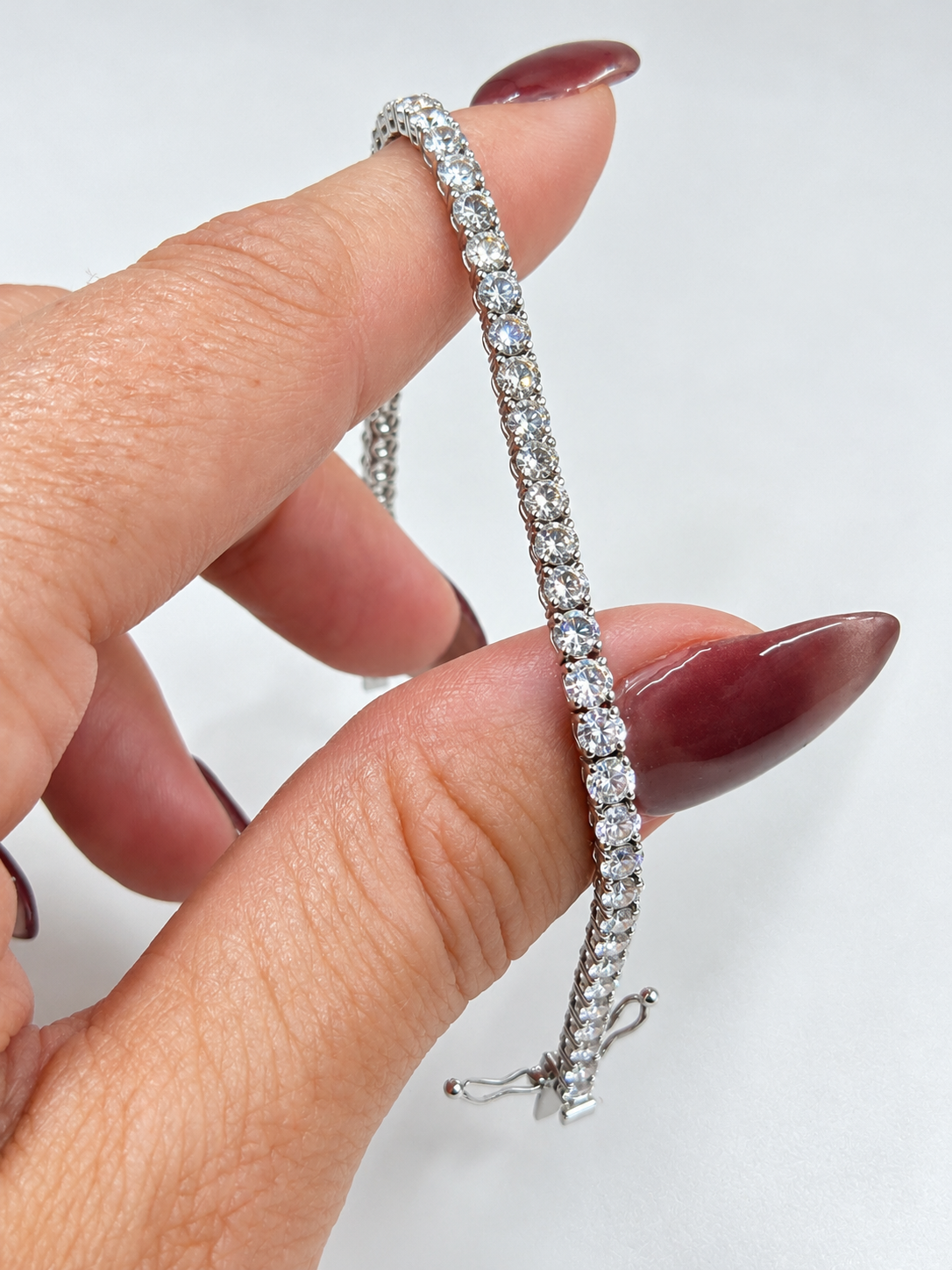 14K Gold 5.70 Carat Natural Diamond Tennis Bracelet