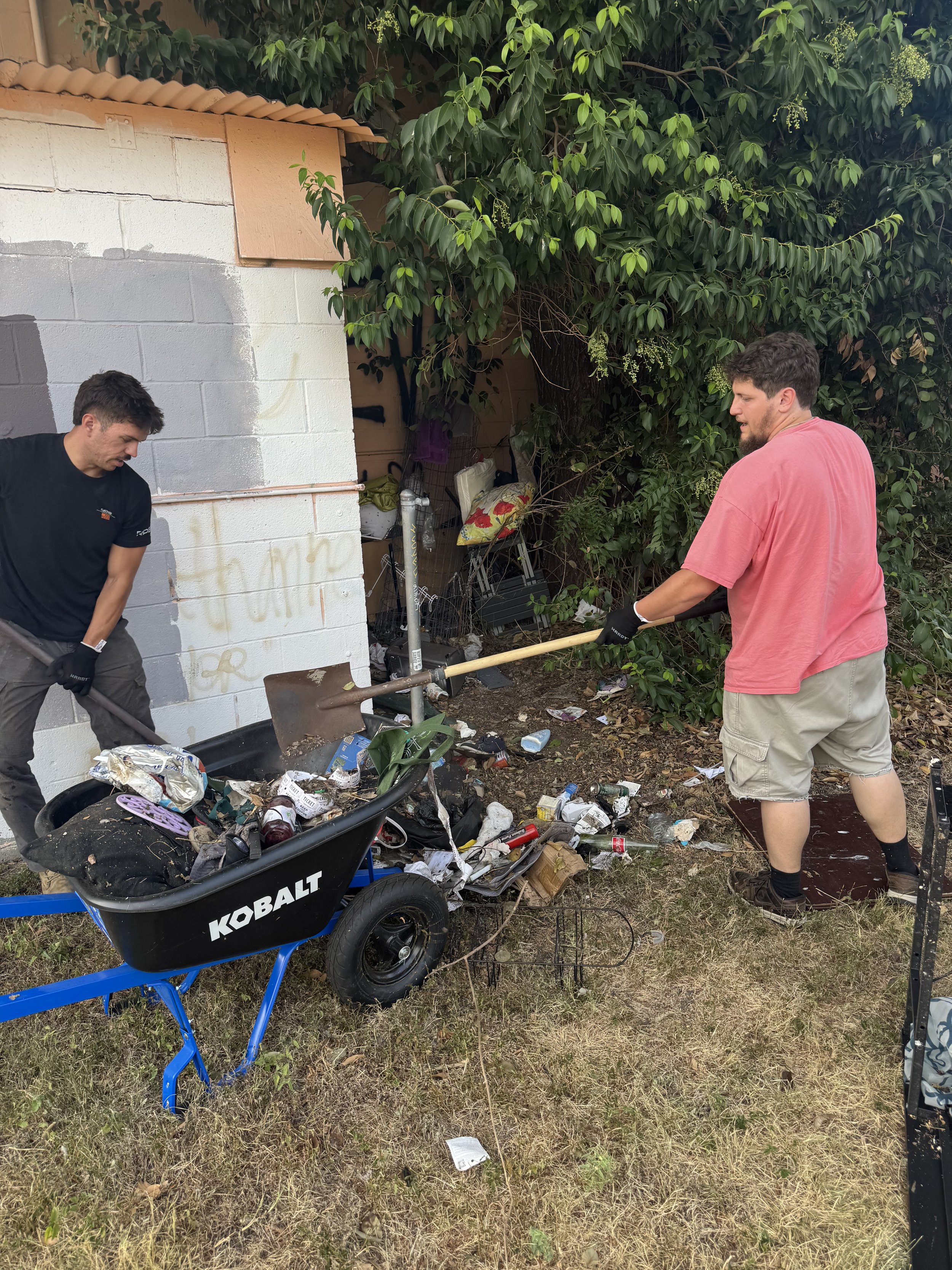 Junk Dawgs yard cleanup