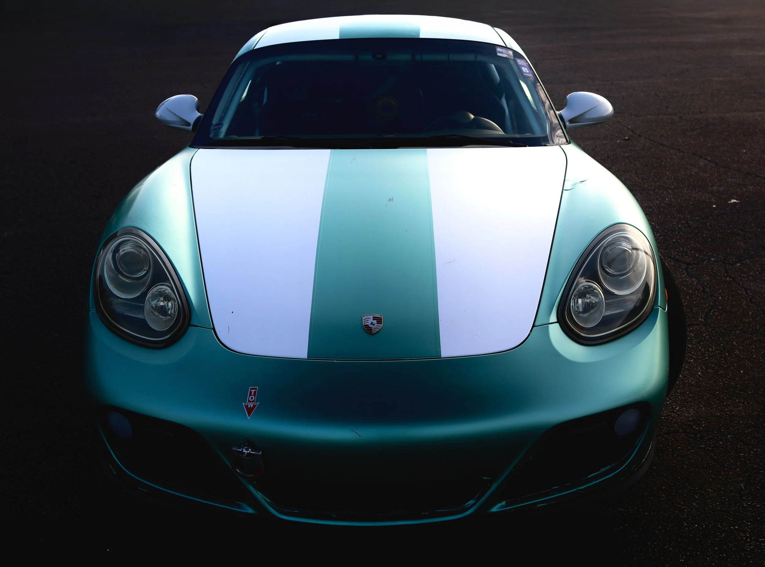 GREENPORSCHE.jpg