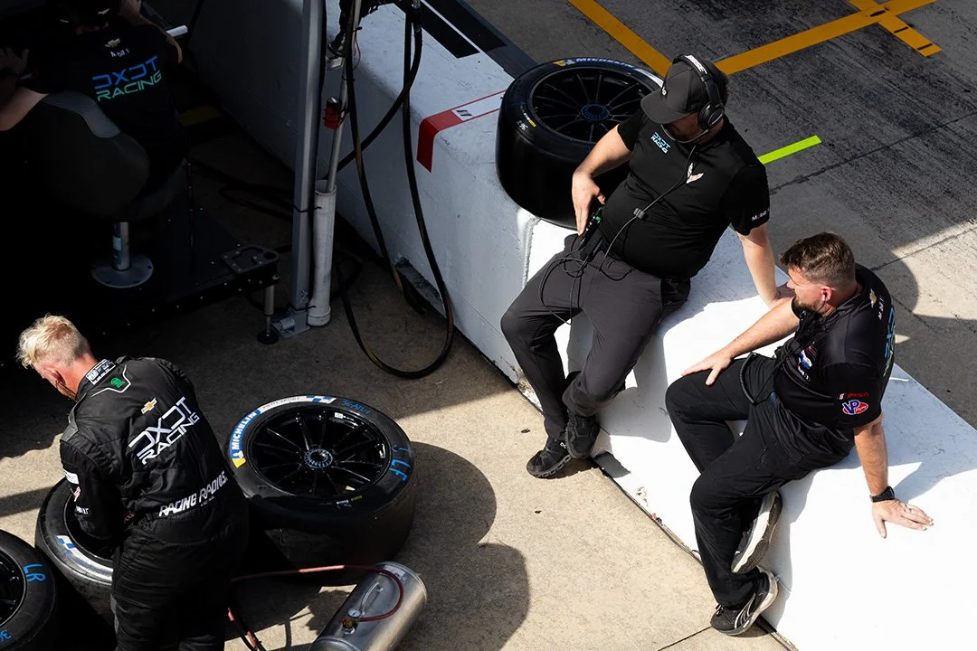 pitcrew.jpg