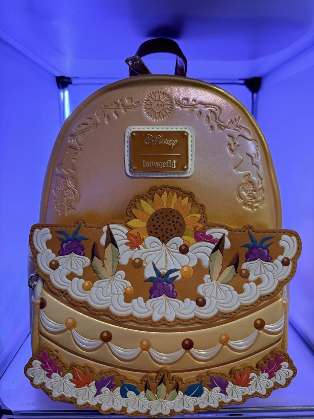 Loungefly-Pocahontas-Cake.jpg