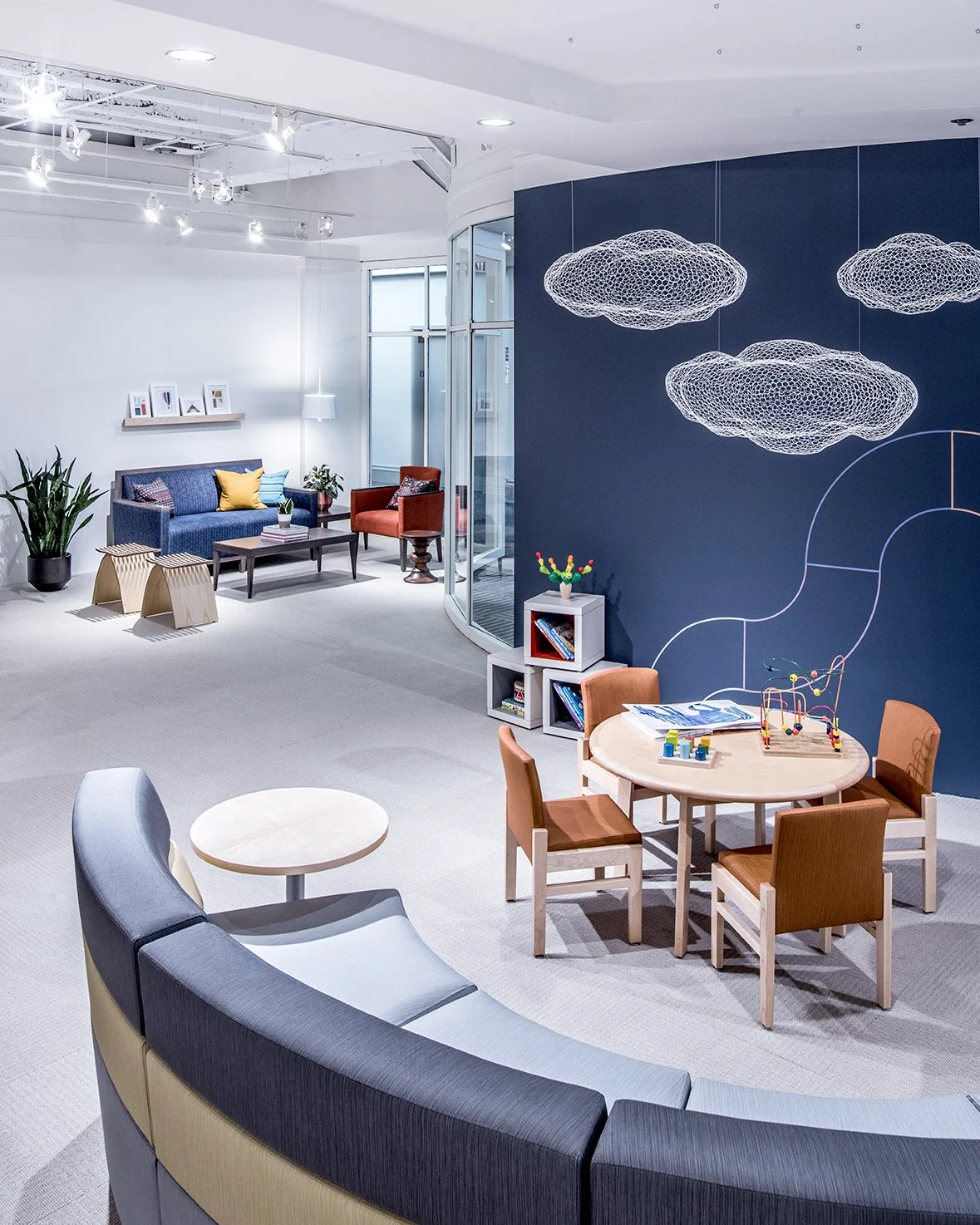 Mahaney_150612_HermanMiller_Neocon-0569.jpg