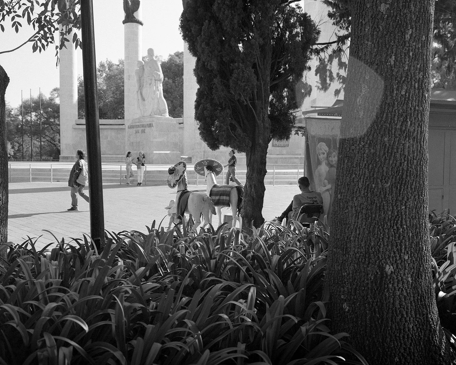 Plaza.jpg