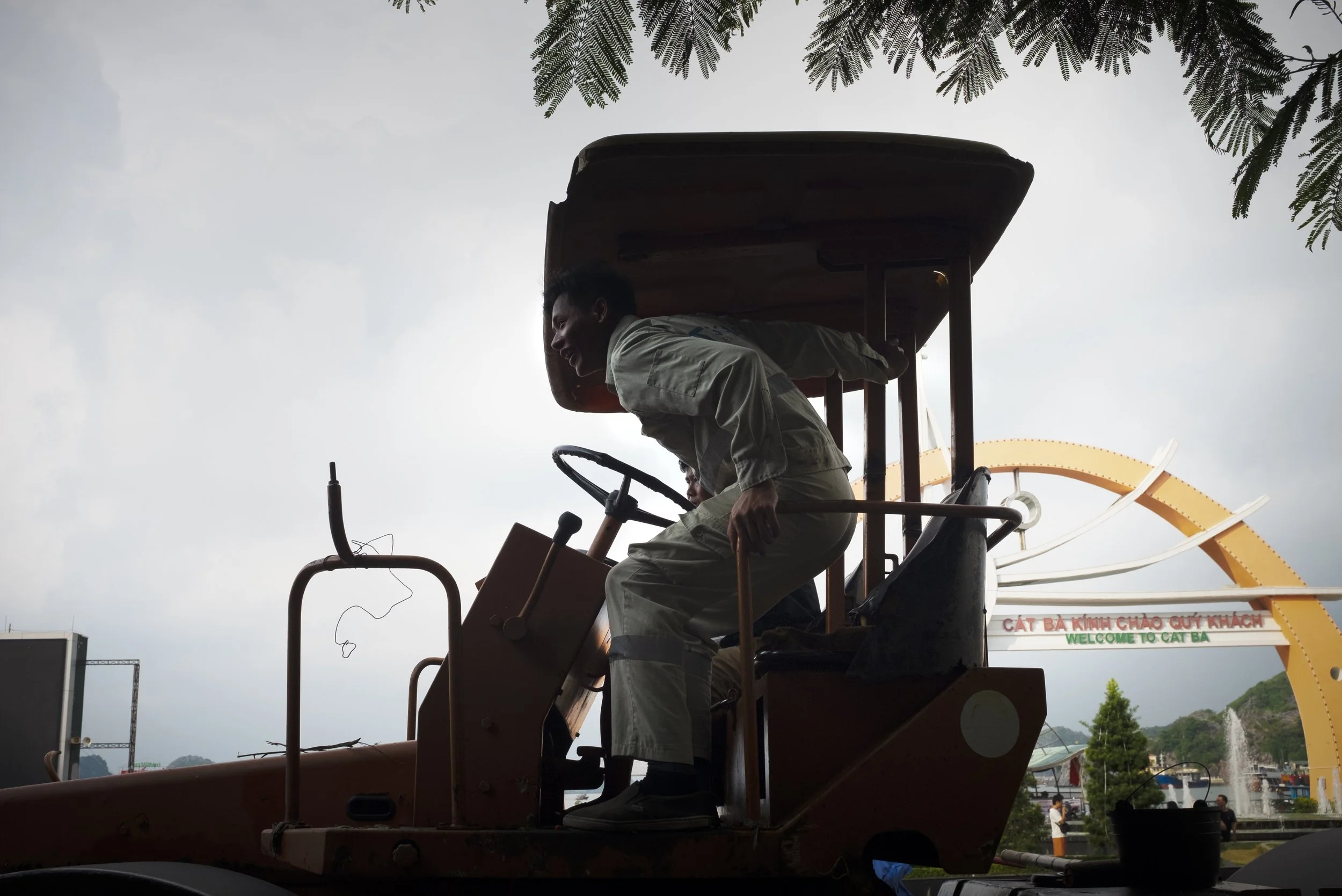 3_Tractordriver.jpg