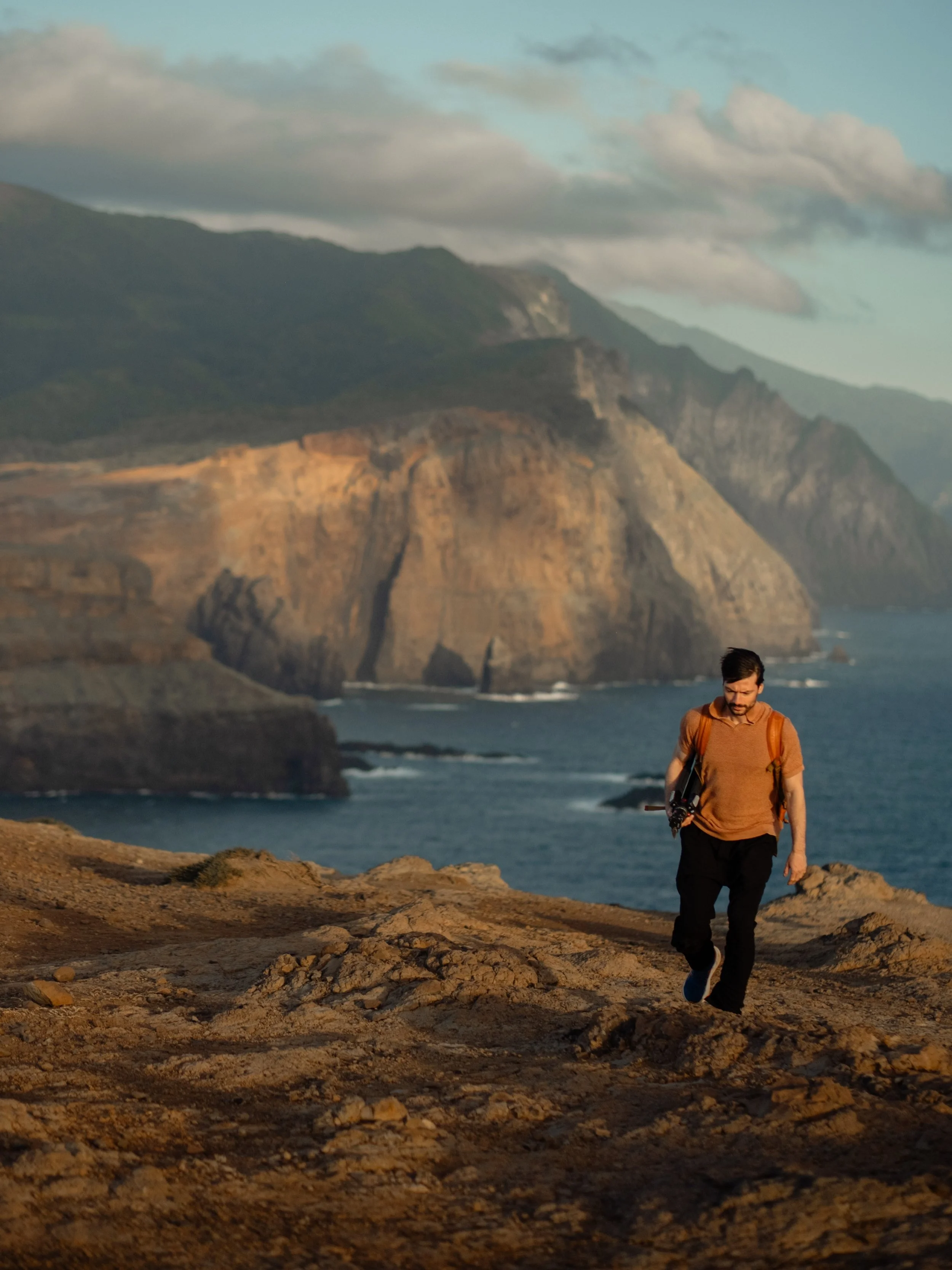 Sunrise mission with @matteo.analog in Madeira ✨🌊