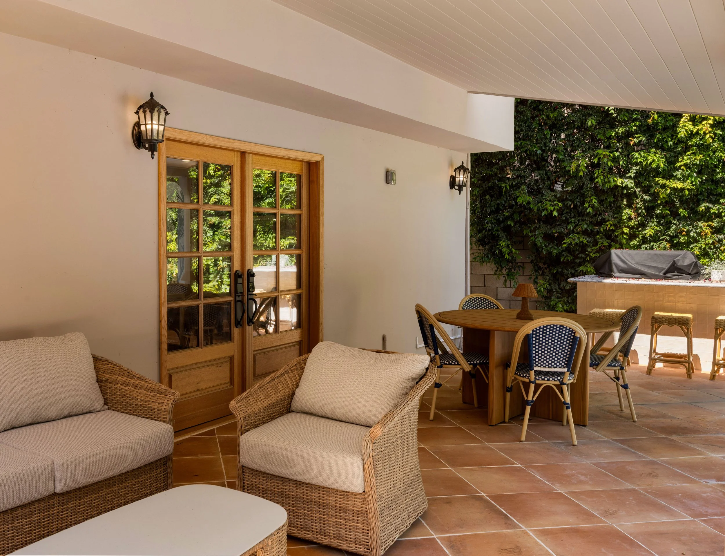 1096Tulare,CostaMesa(27of40).JPG