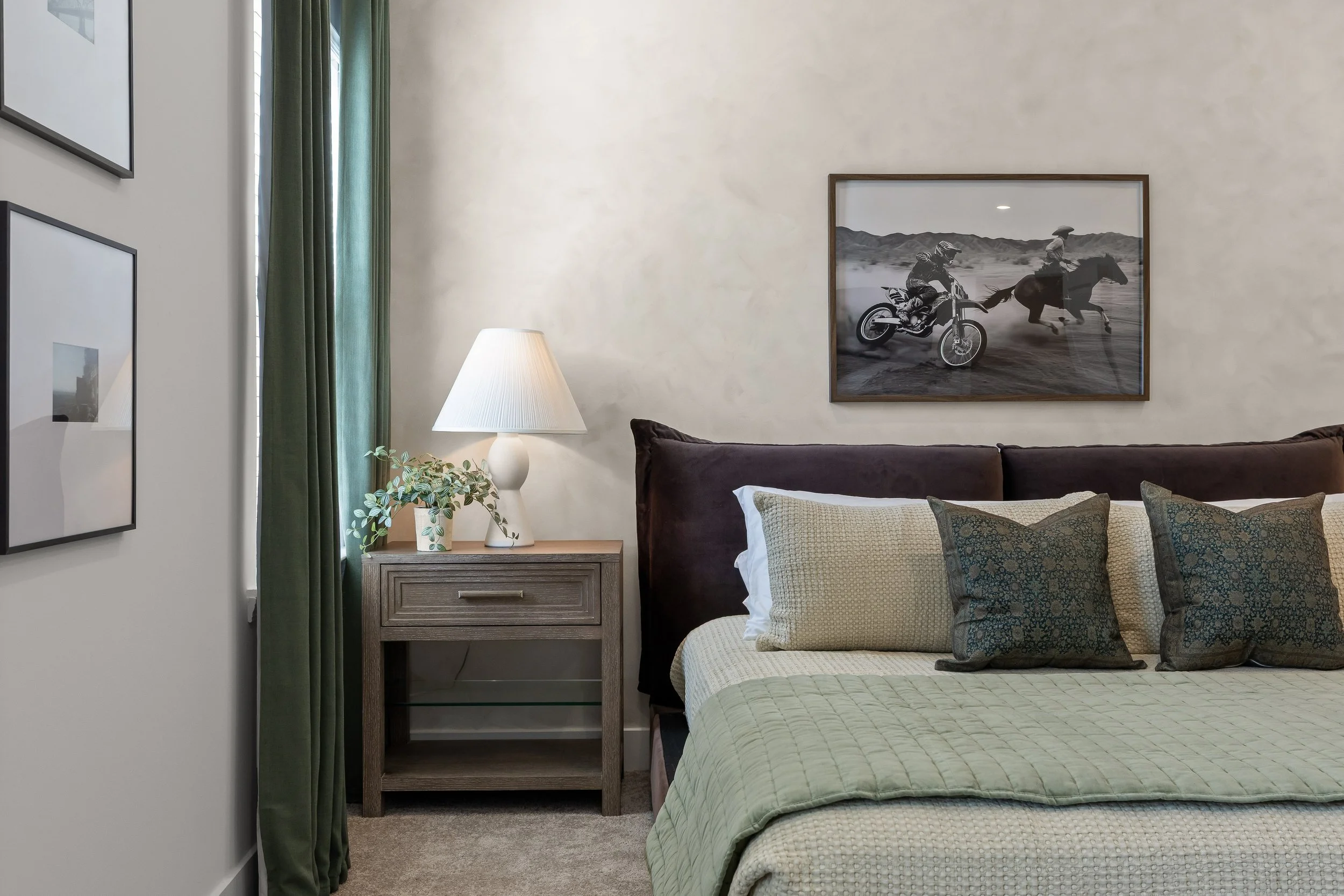 King bedroom at Summit & Stone Chattanooga vacation rental near Lookout Mountain.