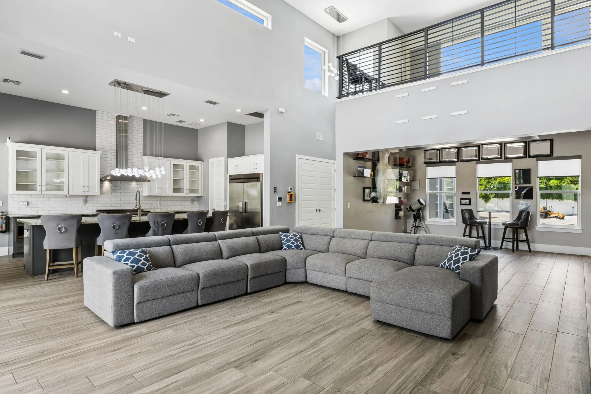 17-web-or-mls-8922_University_Blvd_Orlando_FL_32817_DSC06005.jpg