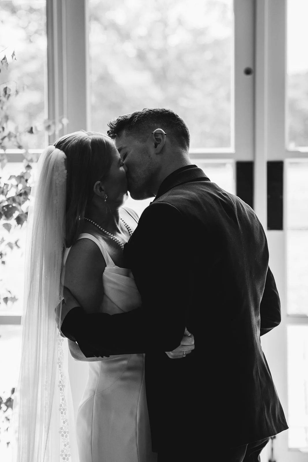 Katie&Fraser_05-08-25-7664_websize.jpg