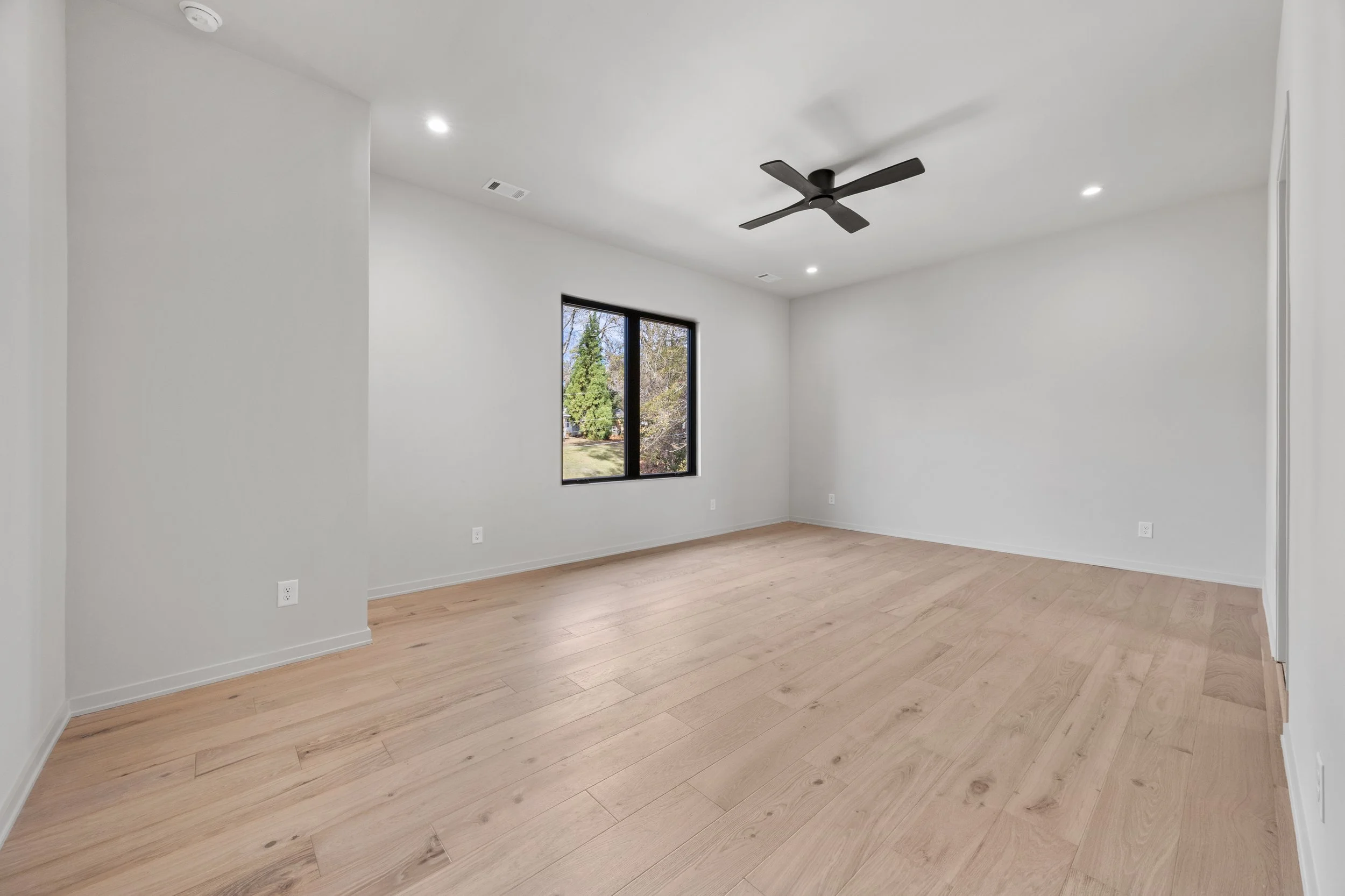 633 Pauley Pl-52.jpg