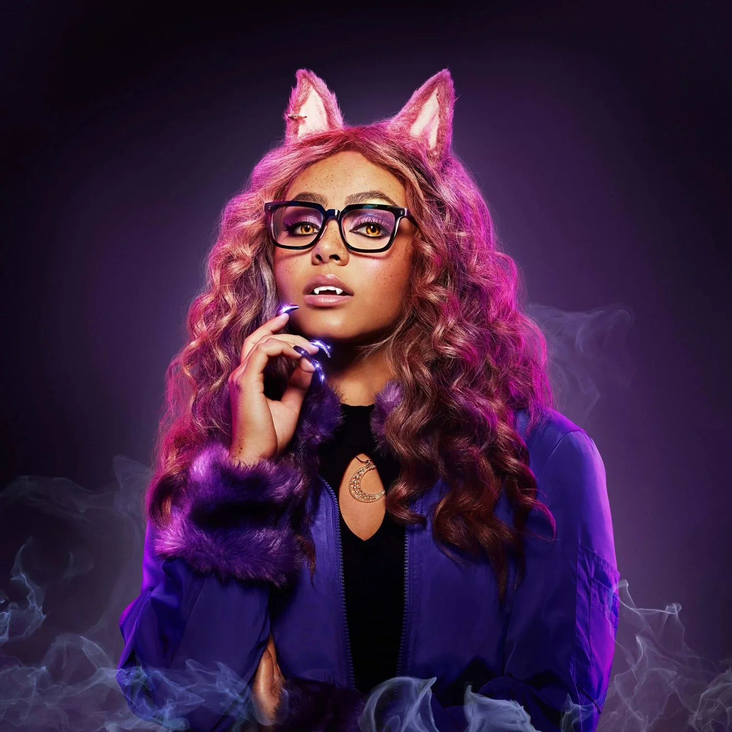 MH2_CLAWDEEN_FIN03_1x1.jpg