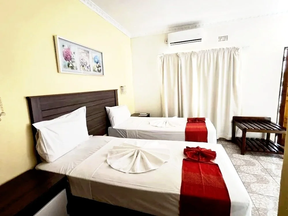 The%2Bbest%2Bhotel%2Bin%2Bafrica-07-01%2Bat%2B08.41.45%2B%25281%2529.jpg