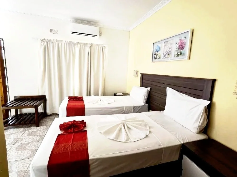 The%2Bbest%2Bhotel%2Bin%2Bafrica-07-01%2Bat%2B08.41.45%2B%25281%2529.jpg