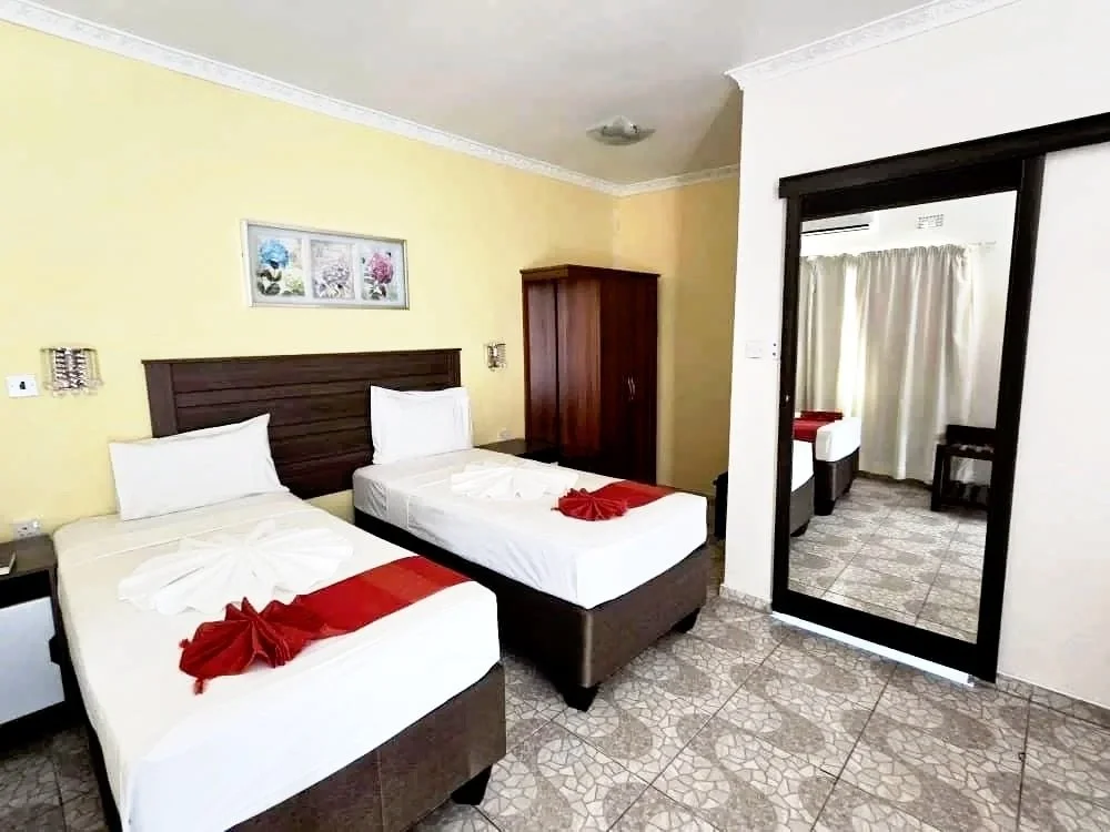 The%2Bbest%2Bhotel%2Bin%2Bafrica-07-01%2Bat%2B08.41.45.jpg