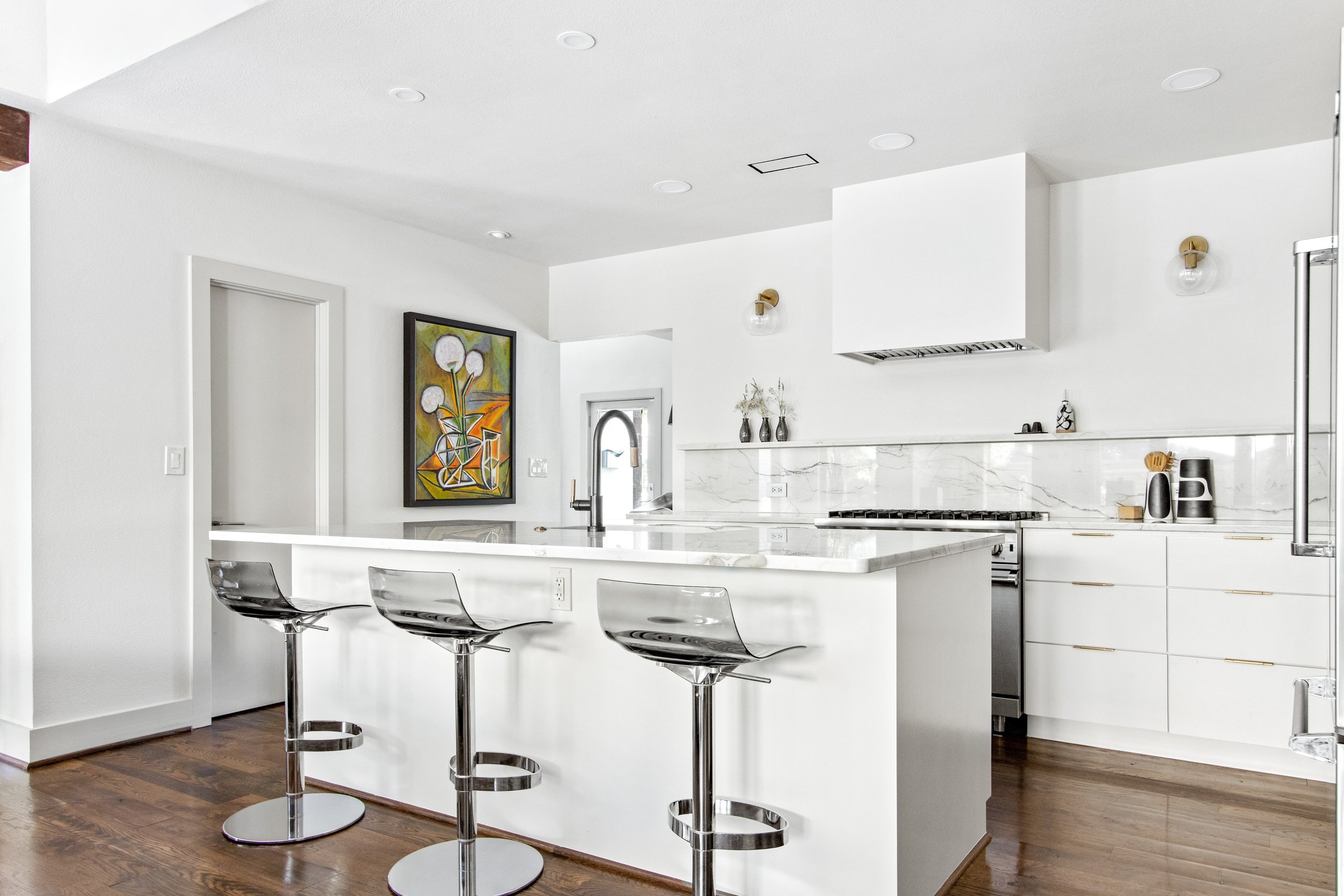 002-742WestGreenbriarLane-Dallas-TX-75208-FULL.jpg
