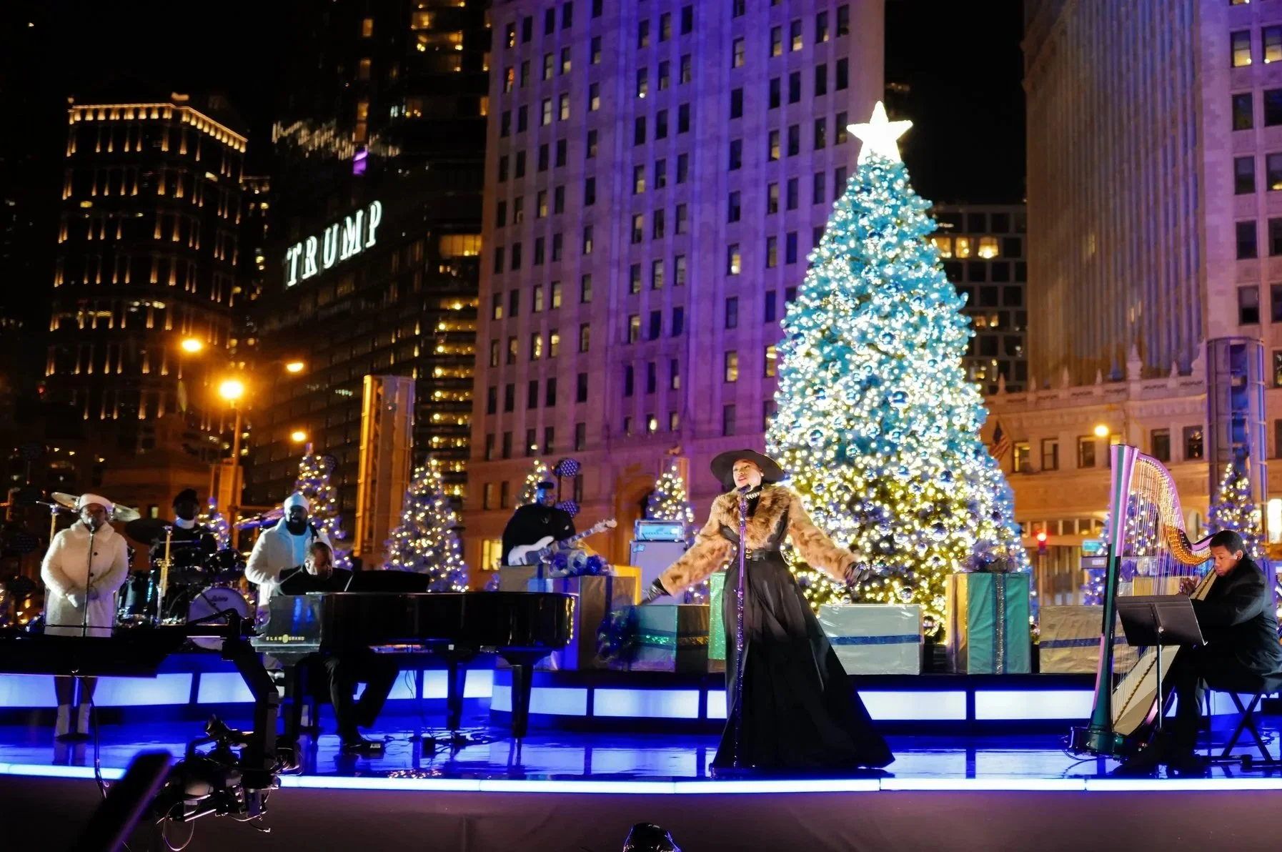 Jennifer Hudson - Mag Mile Lights Fest | Role: EP & Editor