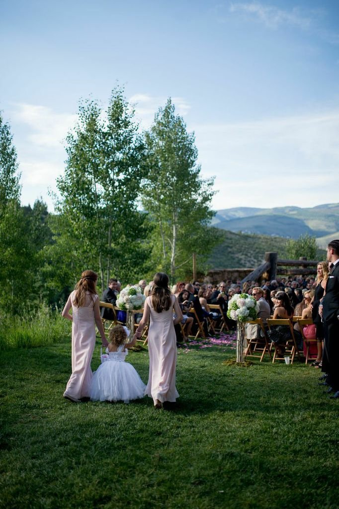 Colorado outdoor wedding ceremony