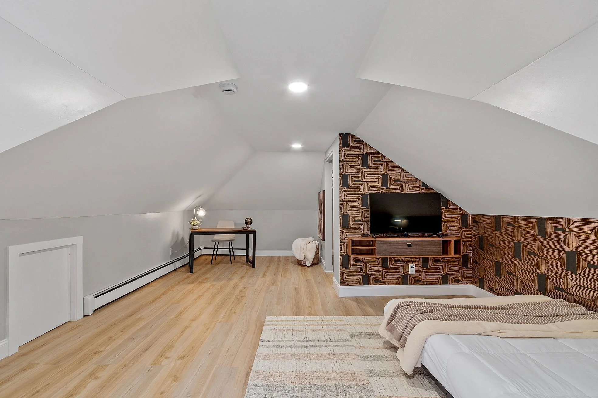 Bedroom 3 (pic 3).jpg