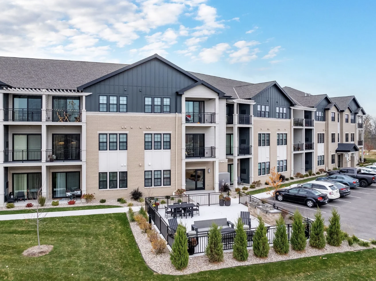 Lakeshore Ridge Apartments 6.png