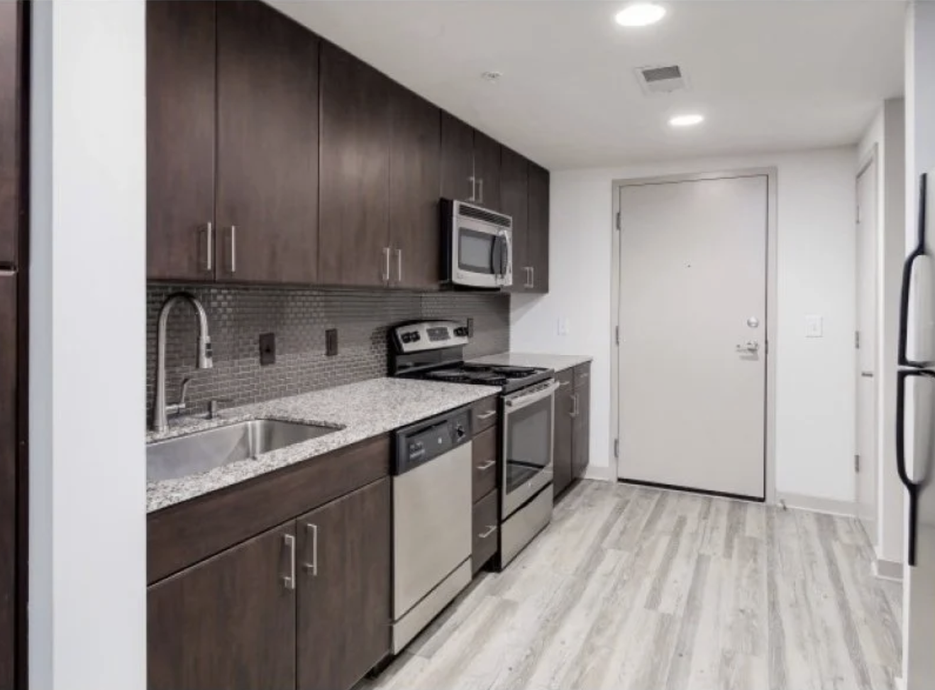 Cottonwood Westside Apartments 3.png