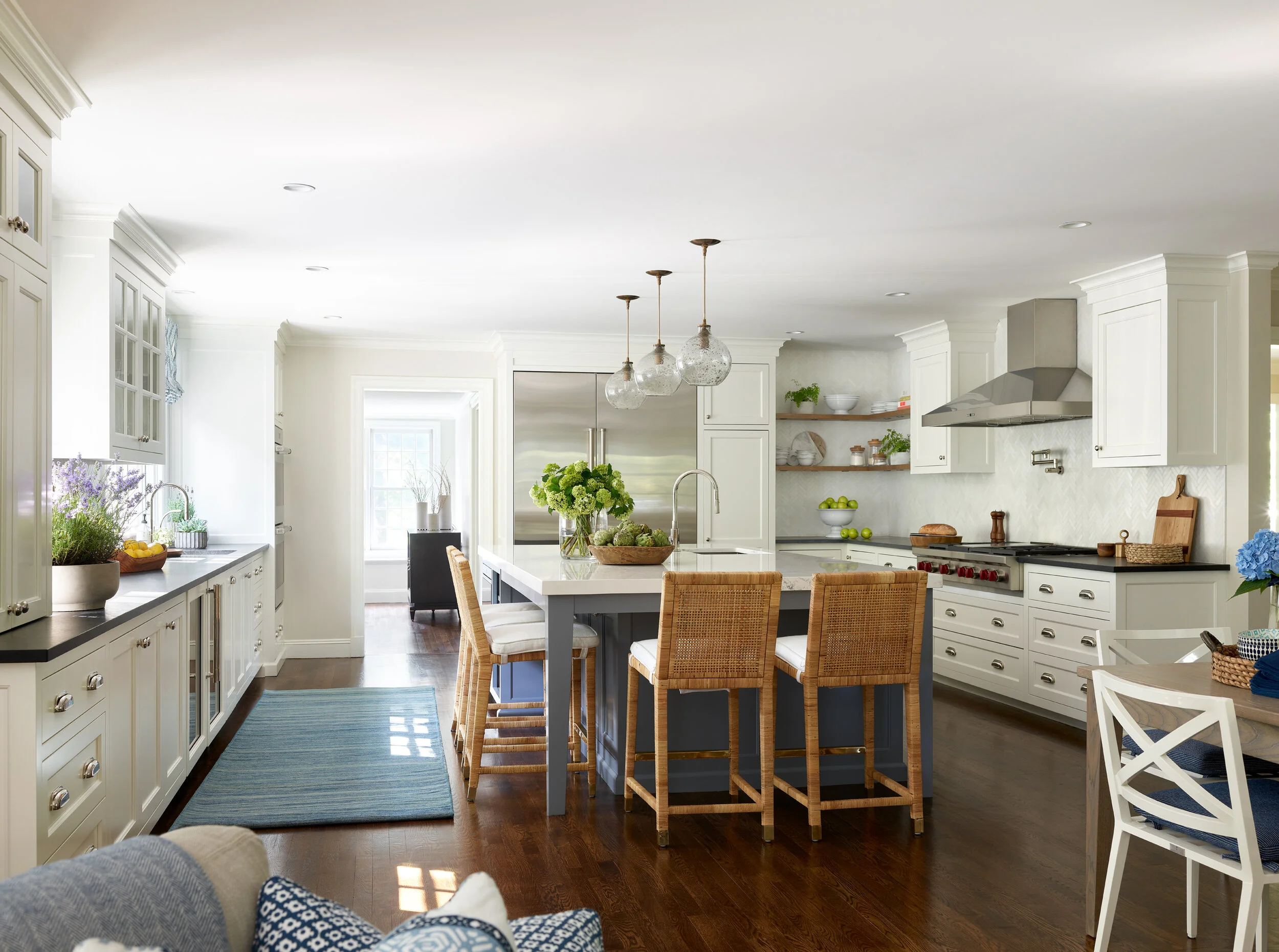 DianeMurphyInteriors_LaurelChestnut_KitchenOverall_SMALL.jpg