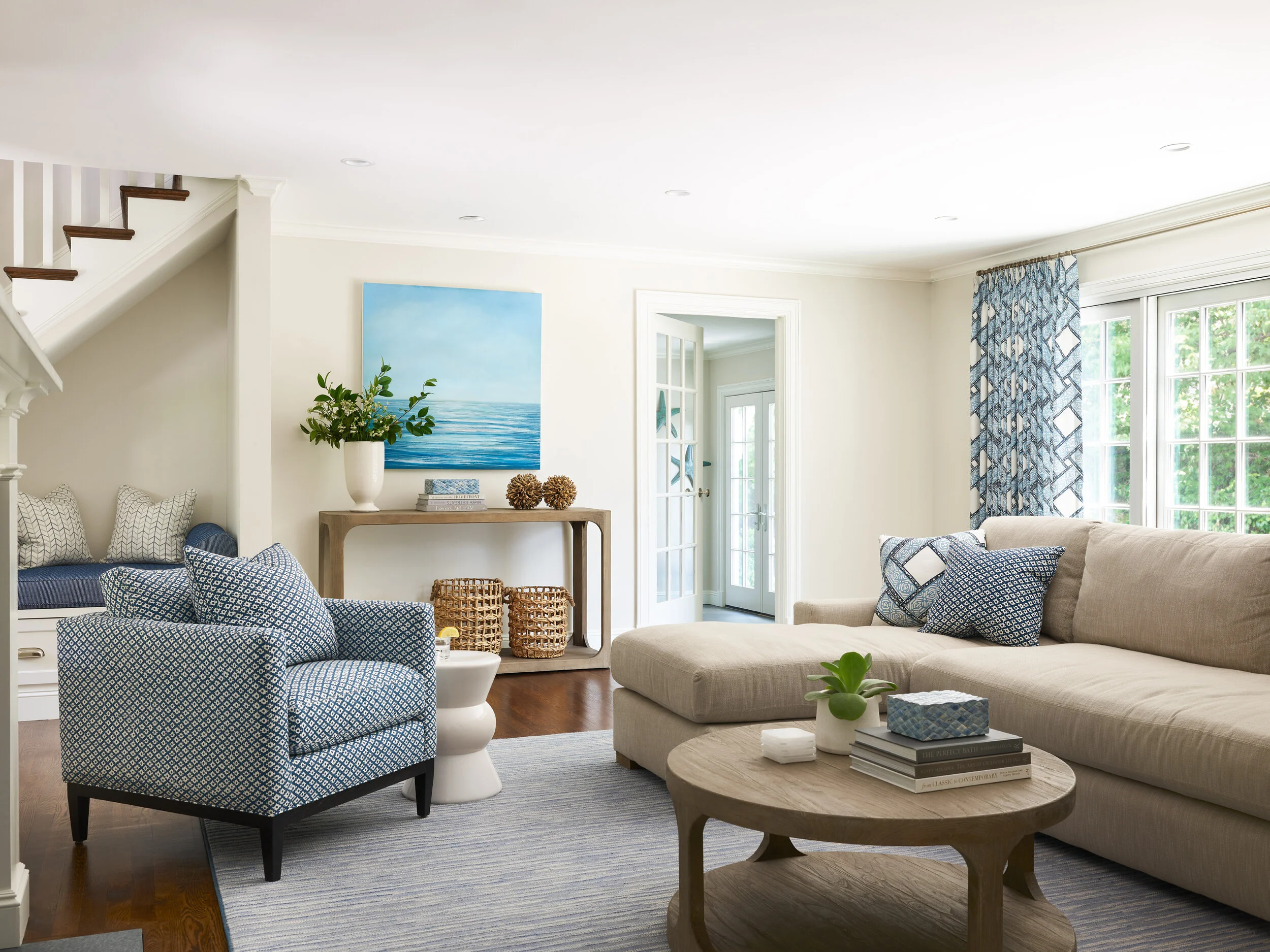 DianeMurphyInteriors_LaurelChestnut_Living_SMALL.jpg