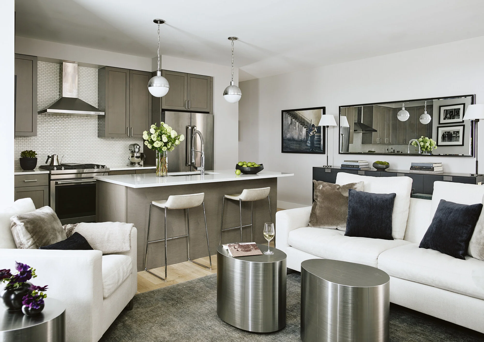3DianeMurphyInteriors_CommBrighton_LivingKitchen.jpg