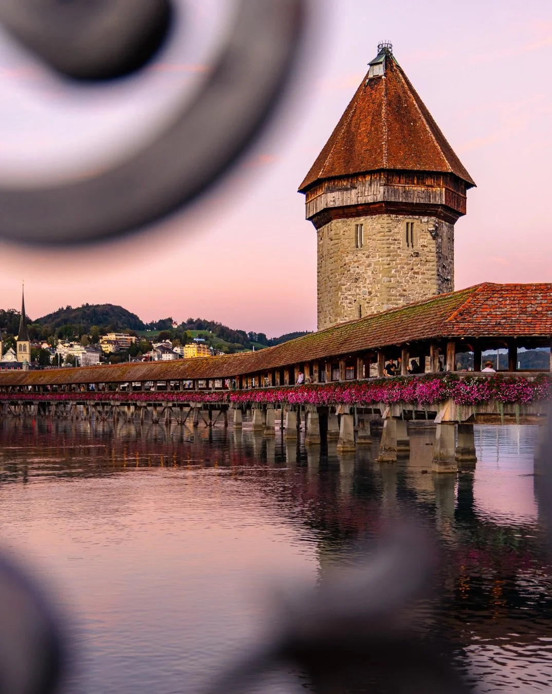 A little riverside wandering. 🇨🇭

A few scenes along the Reuss River in Lucerne, with colorful buildings lining the waterfront and the famous Chapel Bridge right in the middle of it all.

Lucerne&rsquo;s Old Town is easy to explore on foot, and the