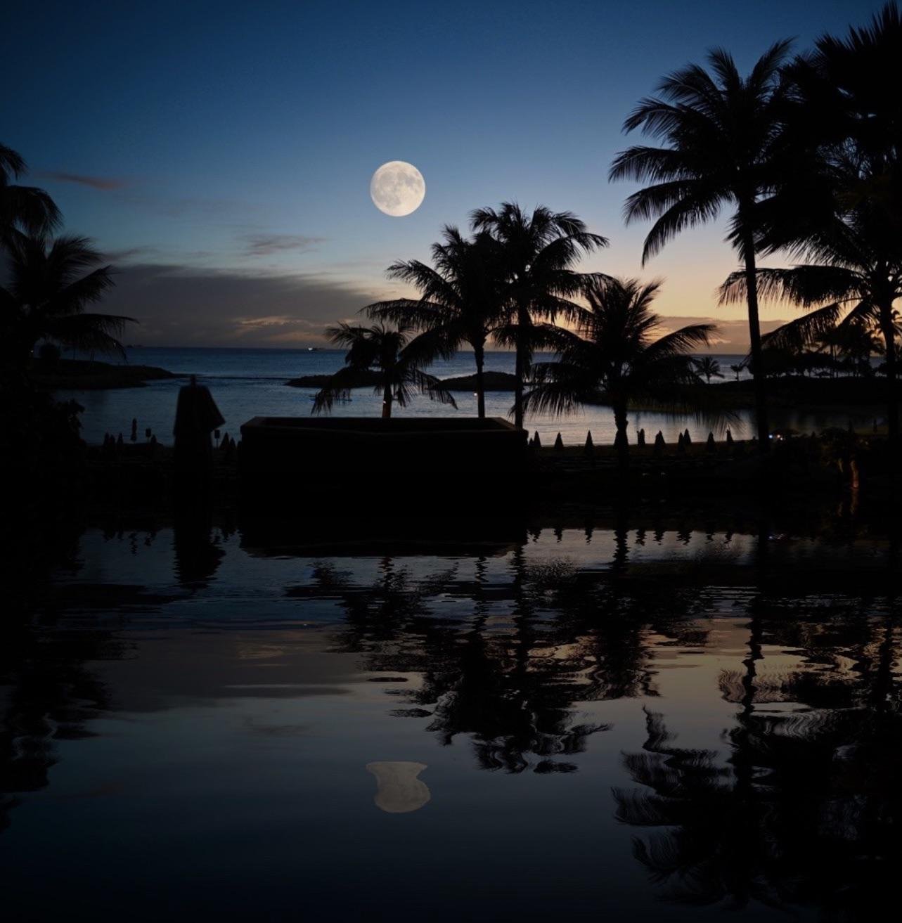 Full Moon Over Oahu